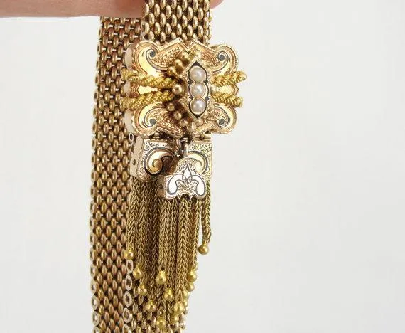 1870's Mesh Bracelet in Gold and Diamond