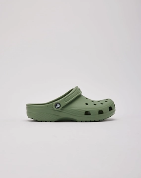 Activewear gear Crocs Classic Clog Fashion essentials