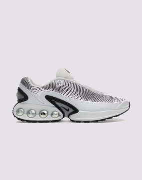 Activewear gear Nike Air Max Dn Bohemian style items