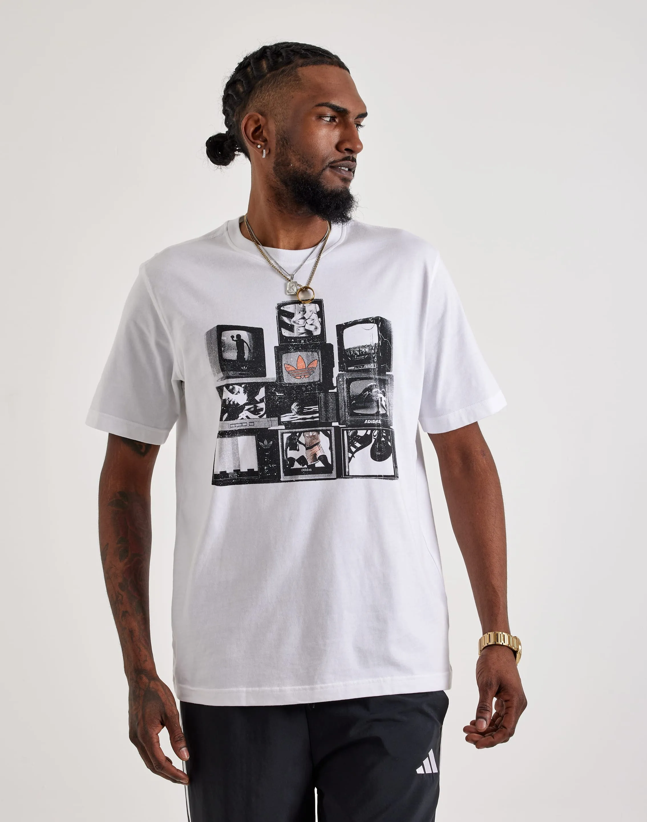 Adidas Originals Vintage TV Tee Business casual wear Beachwear items