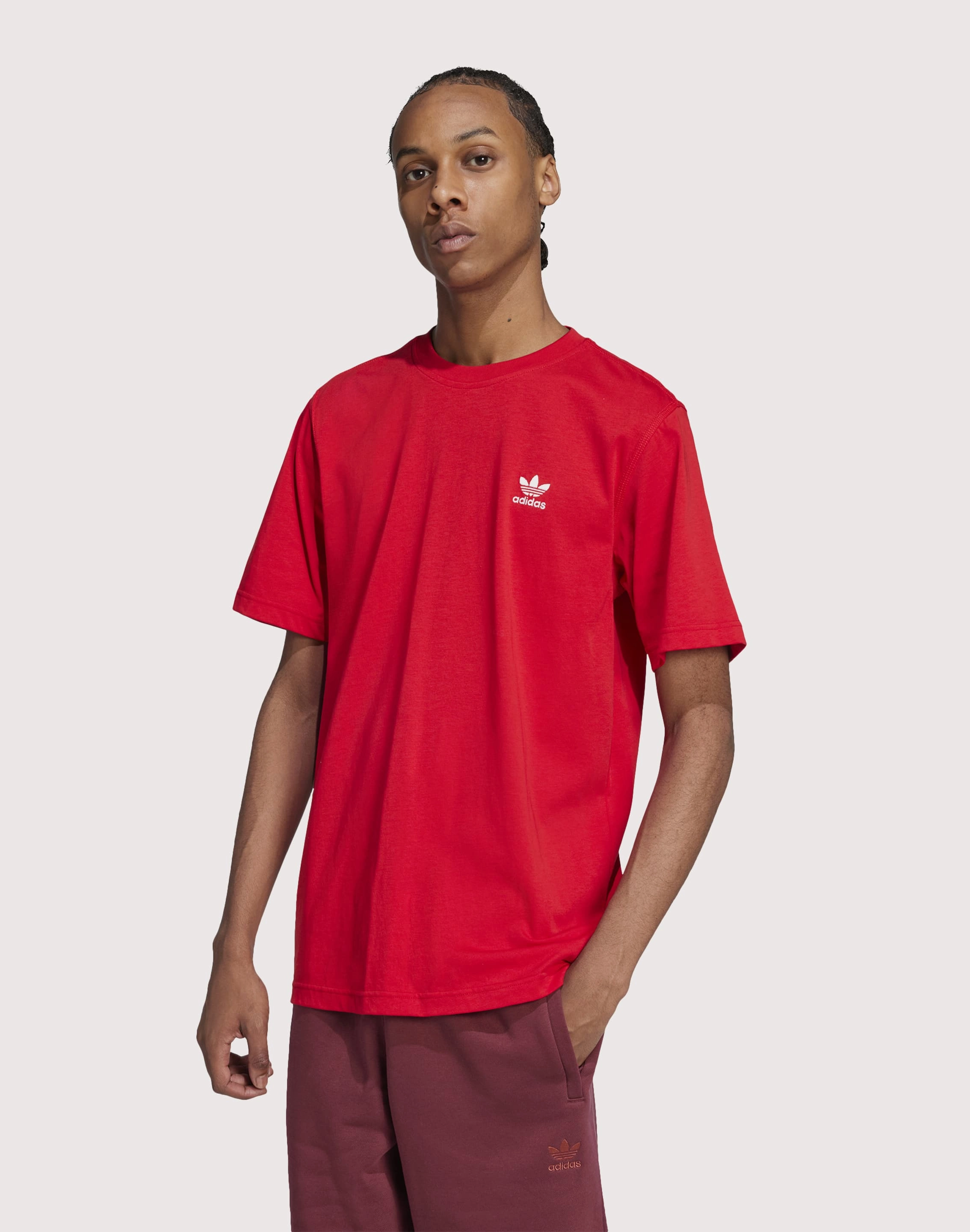 Evening wear Adidas Originals Trefoil Essentials Tee Classic fashion pieces
