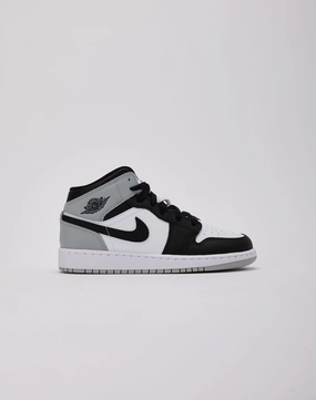 Affordable fashion Jordan Air Jordan 1 Mid Grade-School Fashionable options