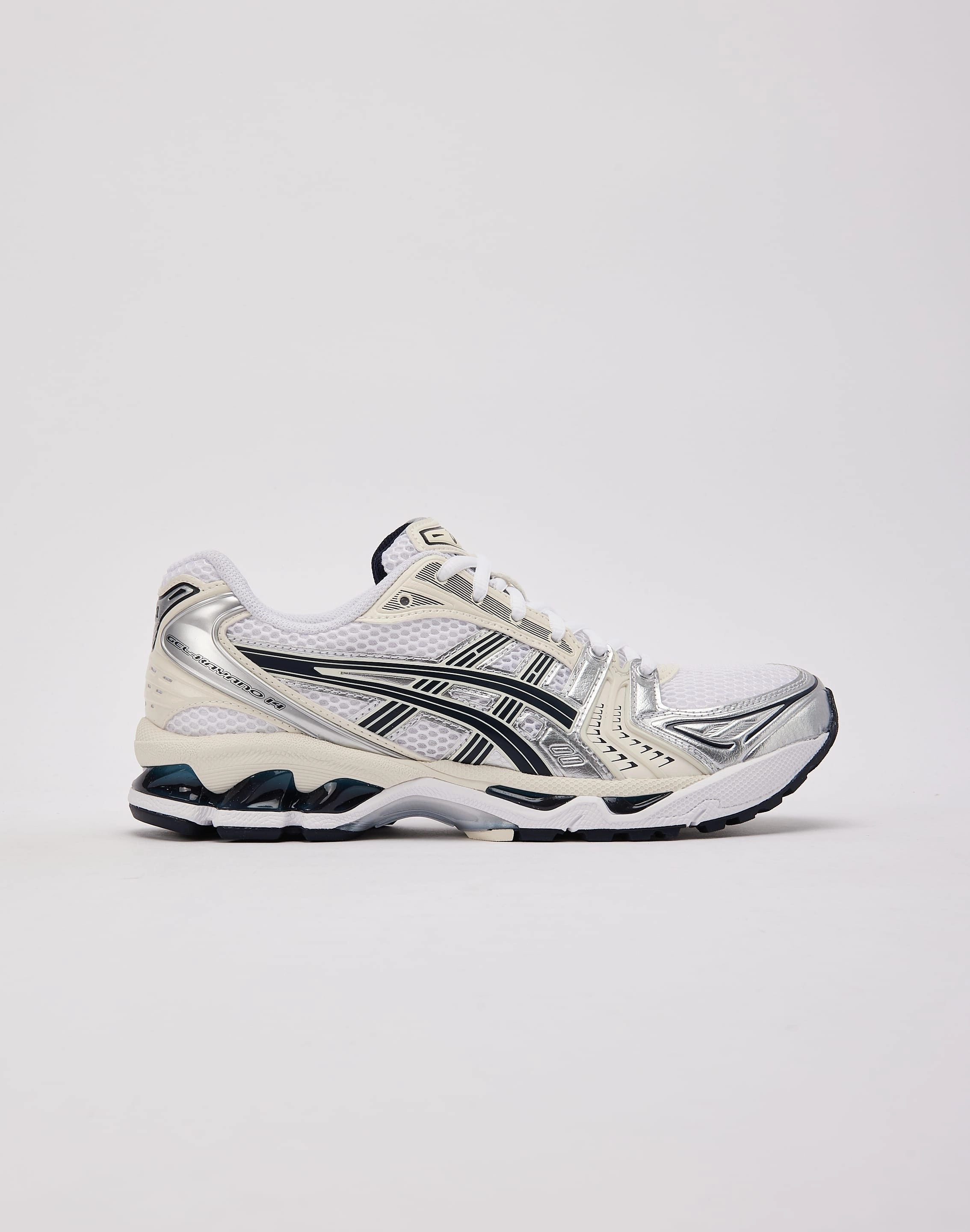 Fashion lookbook Asics GEL-KAYANO 14 Fashion inspiration