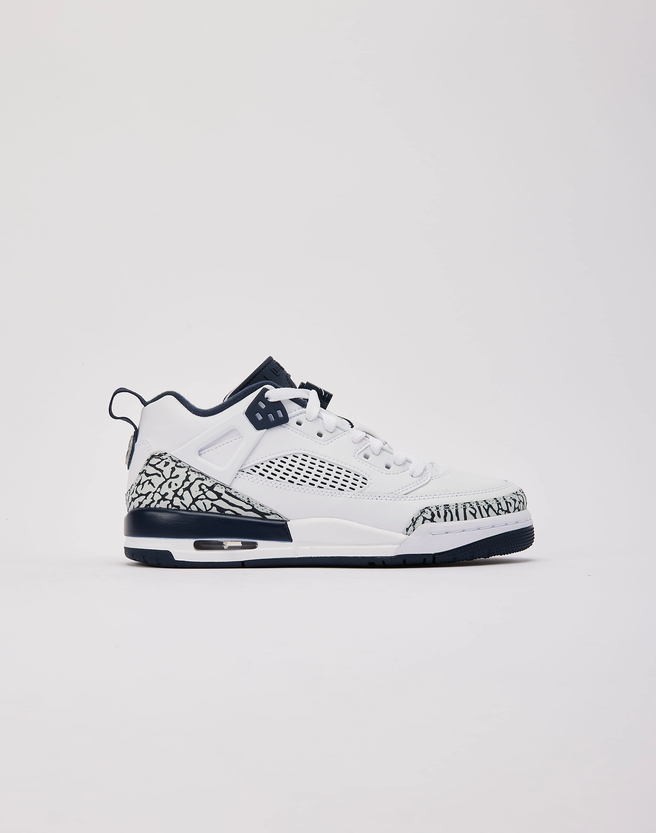Athleisure fashion Jordan Spizike Low Grade-School Fashion culture