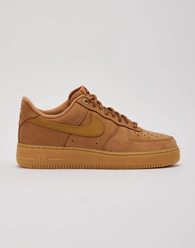 Athleisure fashion Nike Air Force 1 Low '07 WB Outerwear options