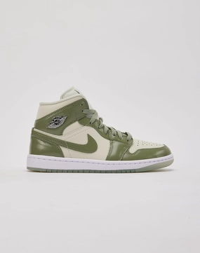 Beachwear items Jordan Air Jordan 1 Mid SE Business casual wear