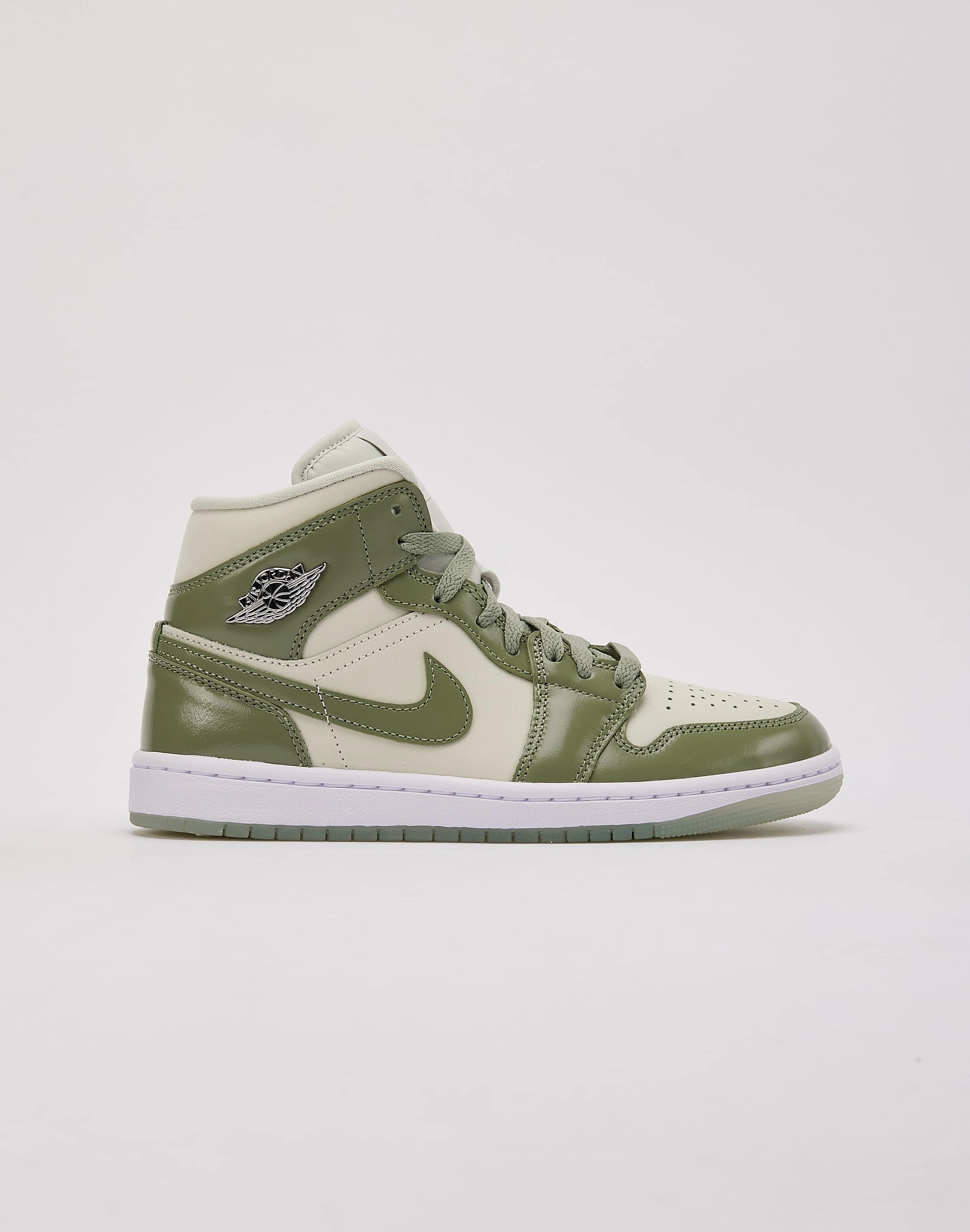 Beachwear items Jordan Air Jordan 1 Mid SE Business casual wear