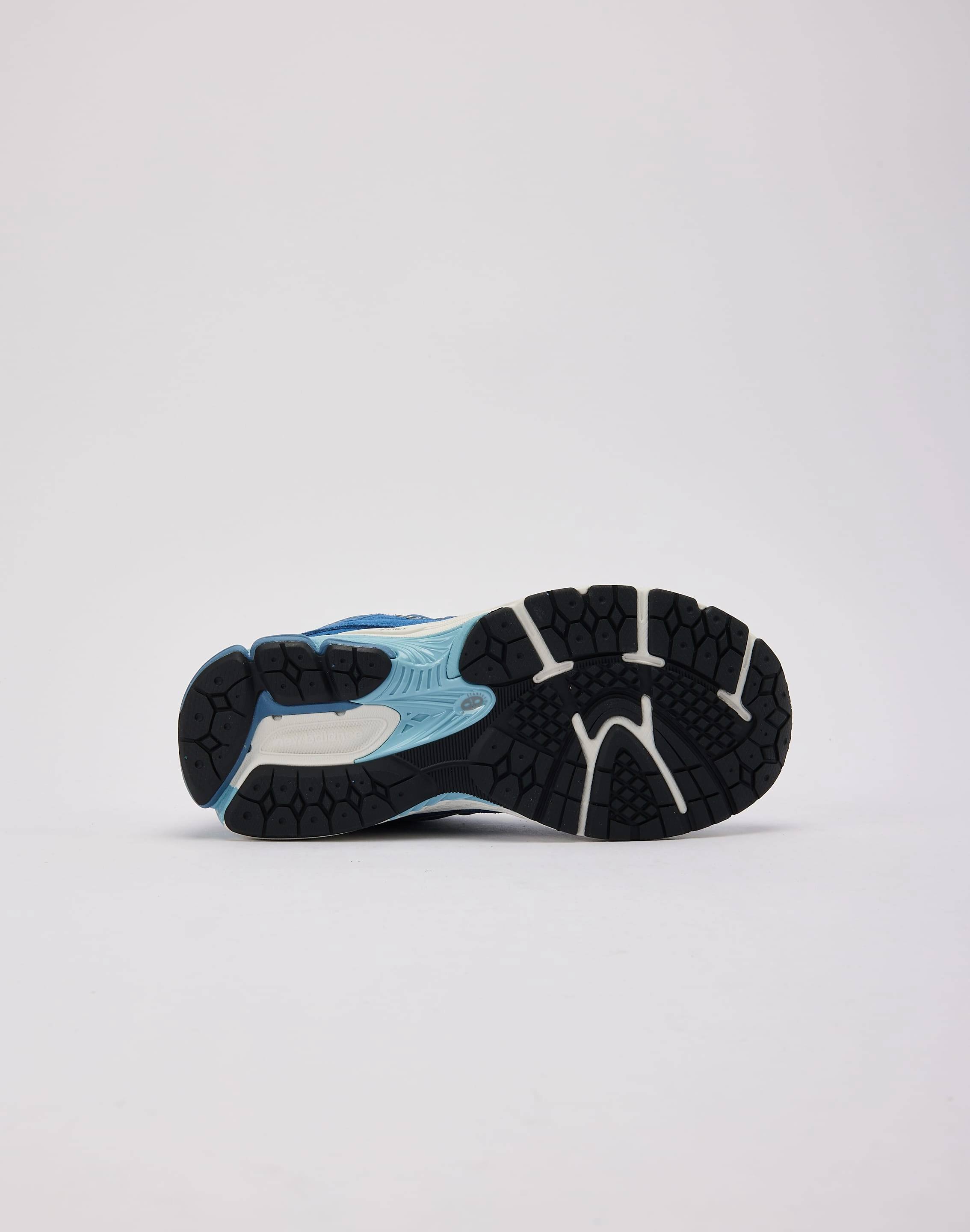 Beachwear items New Balance 2002R Grade-School