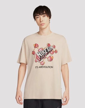 Beachwear items Nike Sportswear Max90 HBR Saddrift Tee Trendy gear