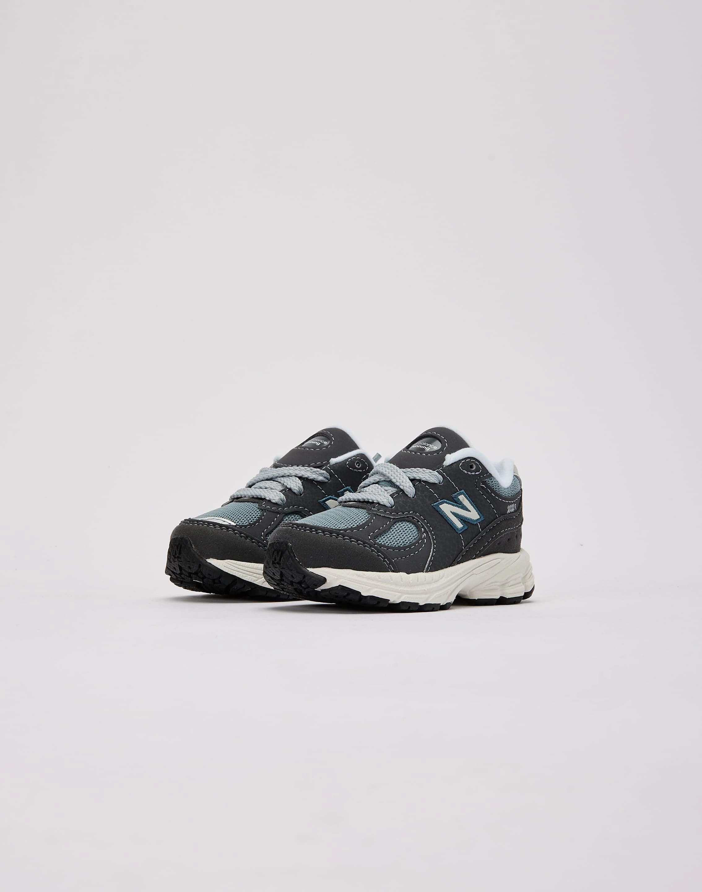 Best - selling fashion New Balance 2002R Toddler