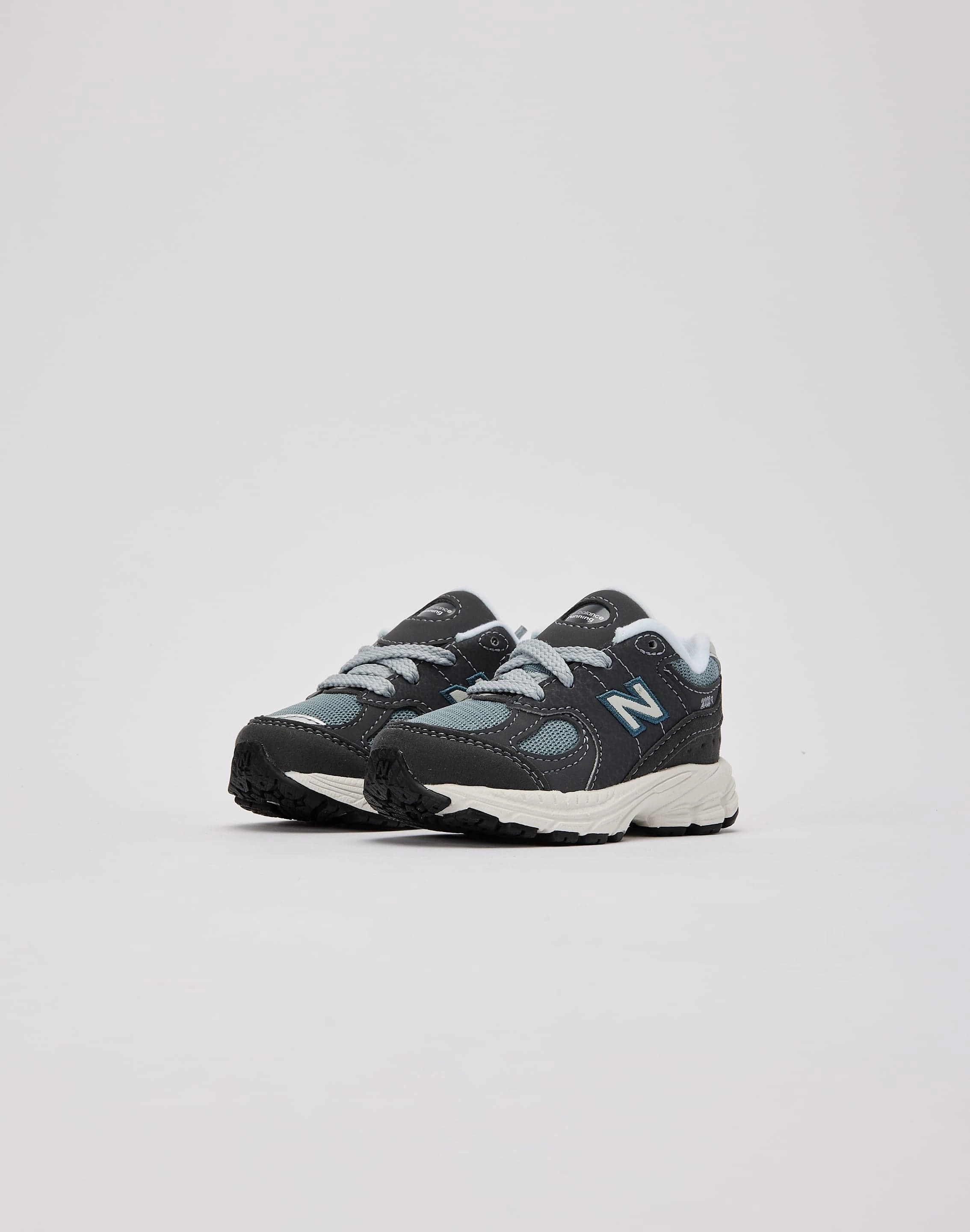 Best - selling fashion New Balance 2002R Toddler
