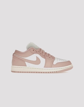 Bohemian style items Jordan Air Jordan 1 Low Fashion influencers' recommendations