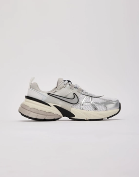 Business casual wear Nike V2K Run Organic fashion products