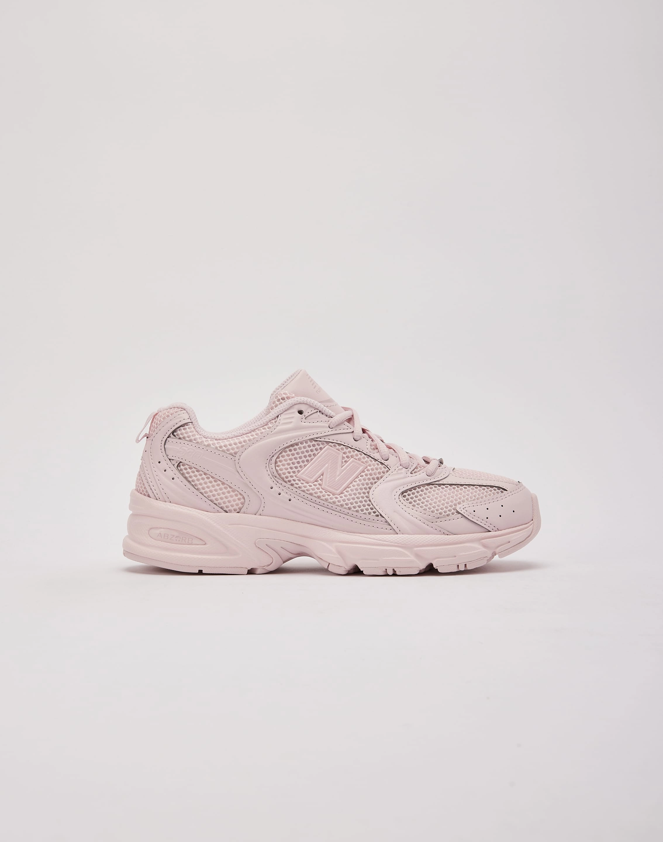 Casual wear options New Balance 530 Fashion labels