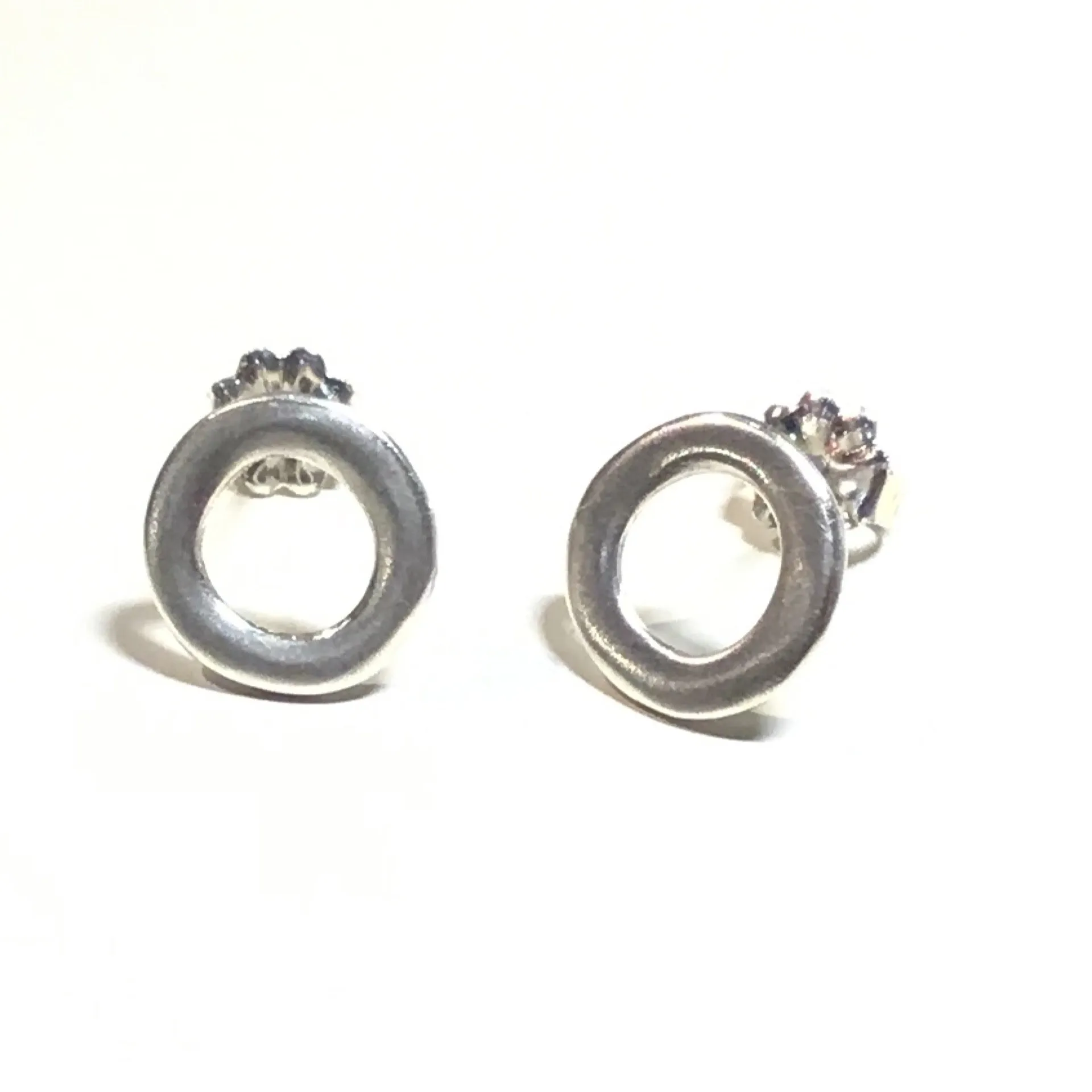 Circlet Studs
