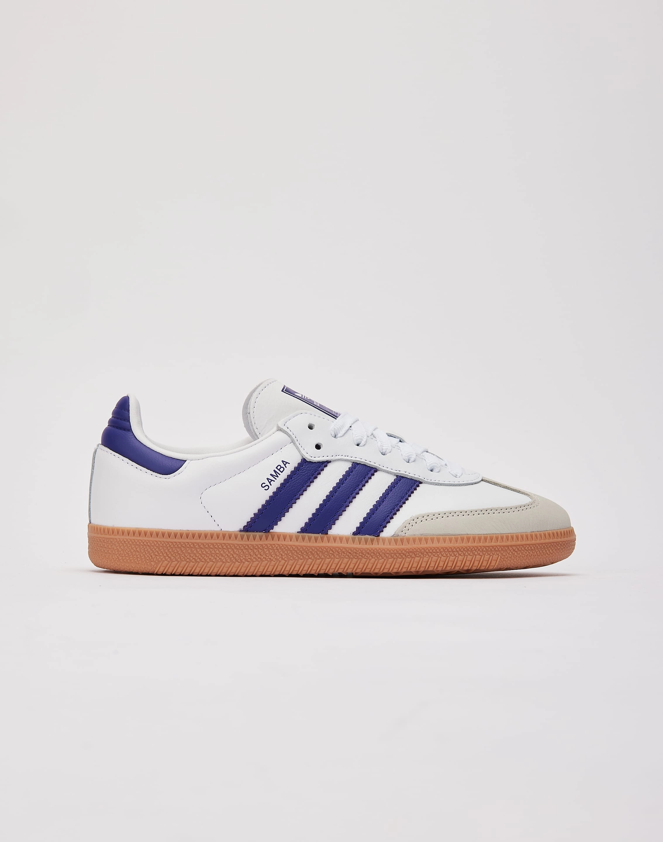 Classic fashion pieces Adidas Samba OG Street fashion