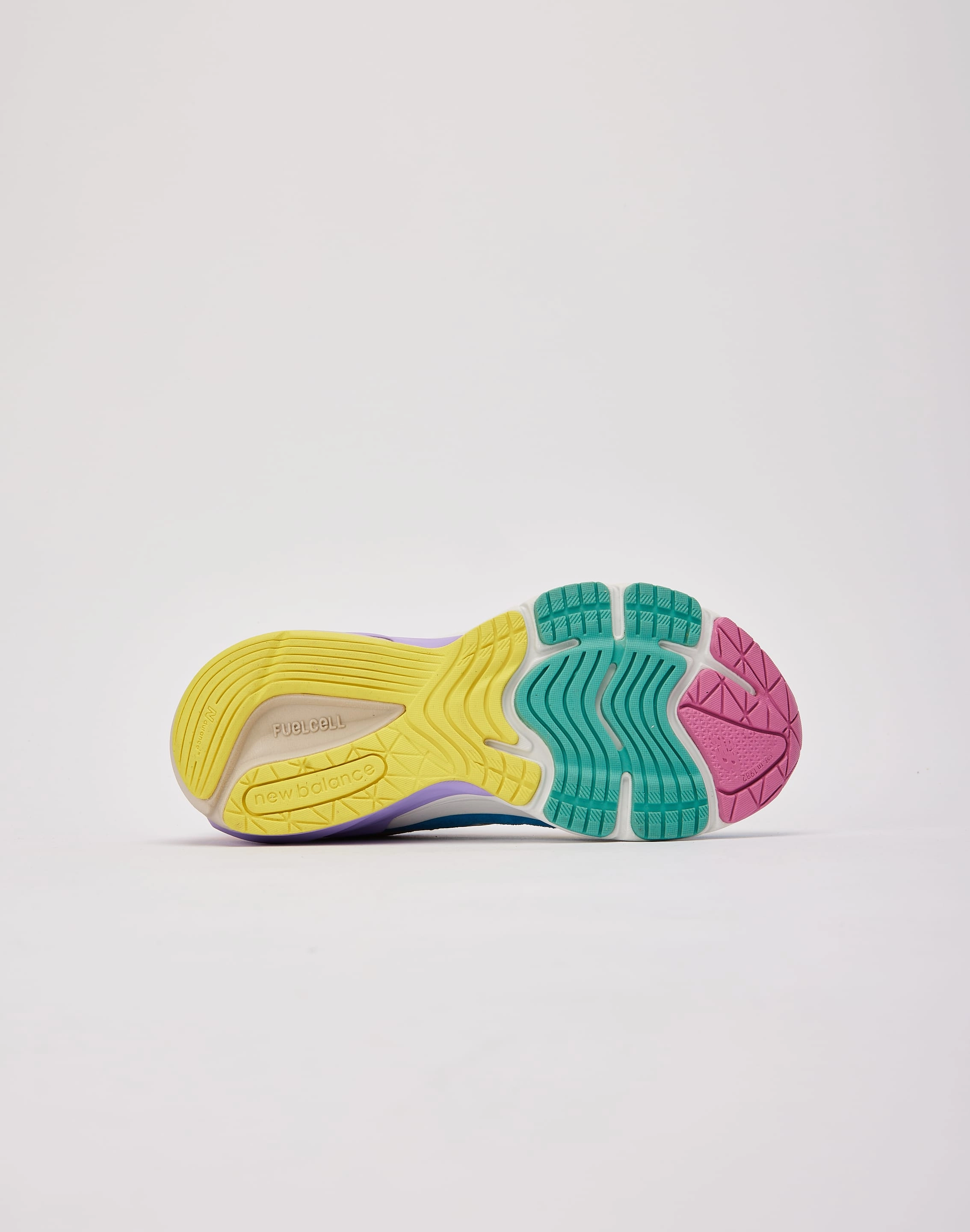 Classic fashion pieces New Balance 990v6 'Gelato' Grade-School