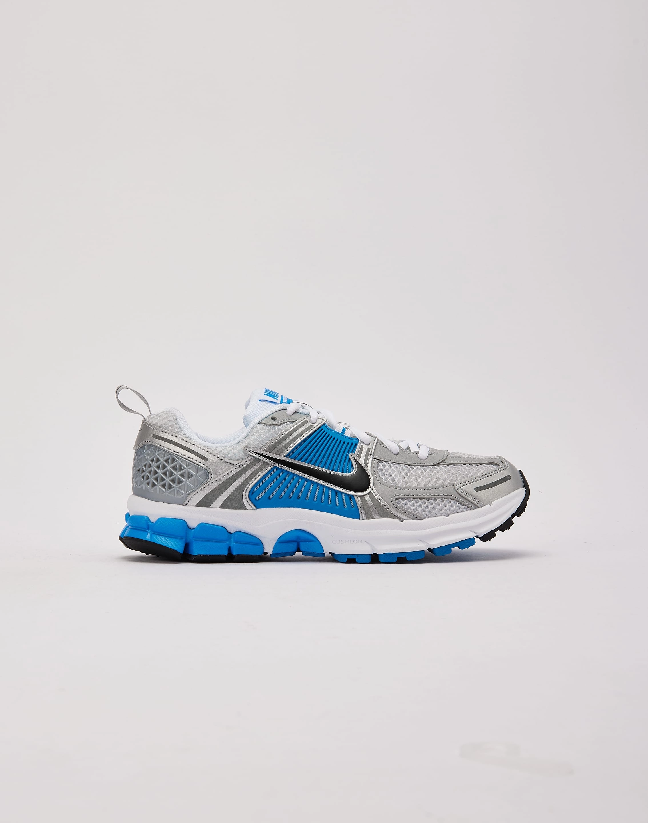 Classic fashion pieces Nike Zoom Vomero 5 Grade-School Embroidered fashion
