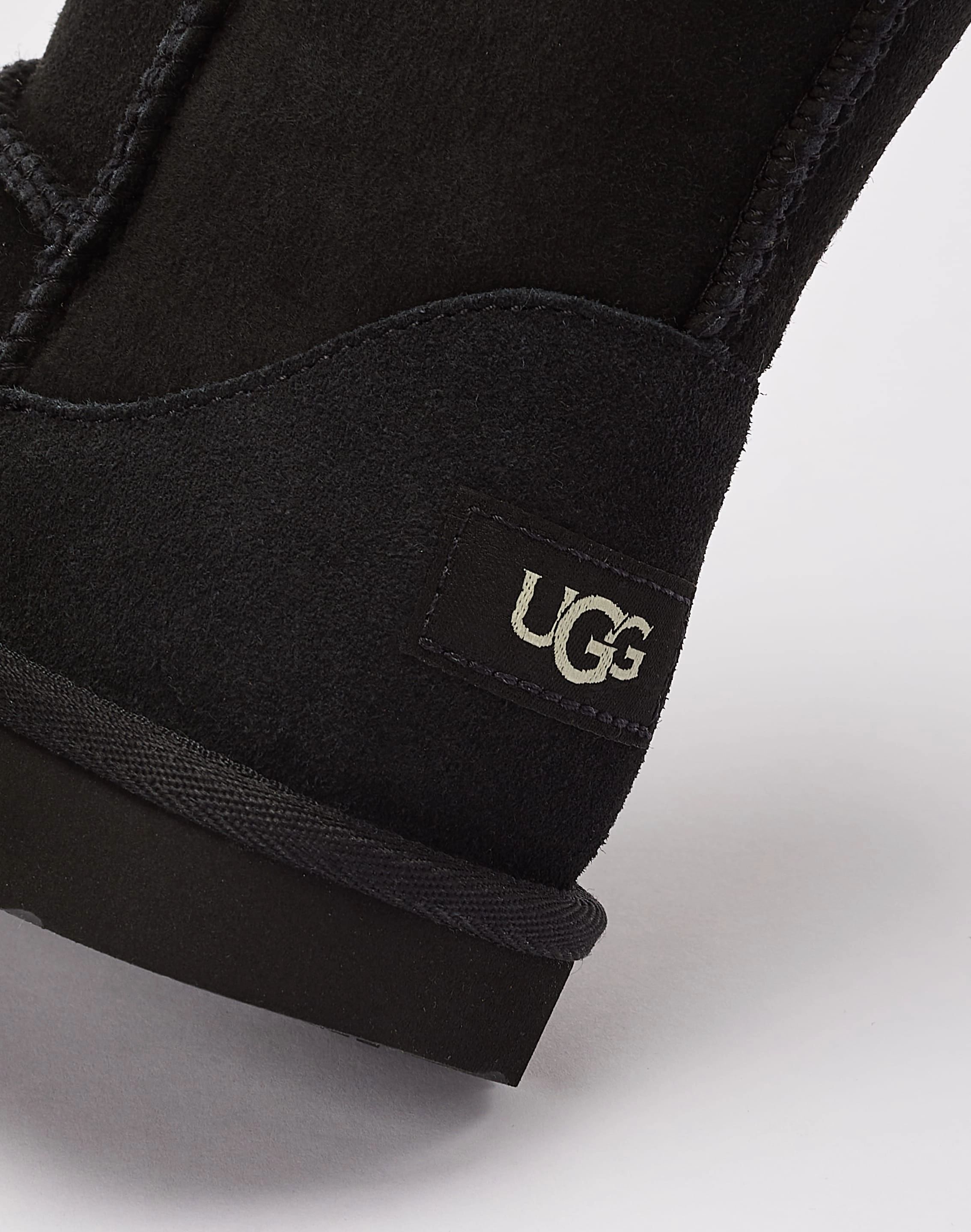 Classic fashion pieces UGG Classic II Boots Pre-School