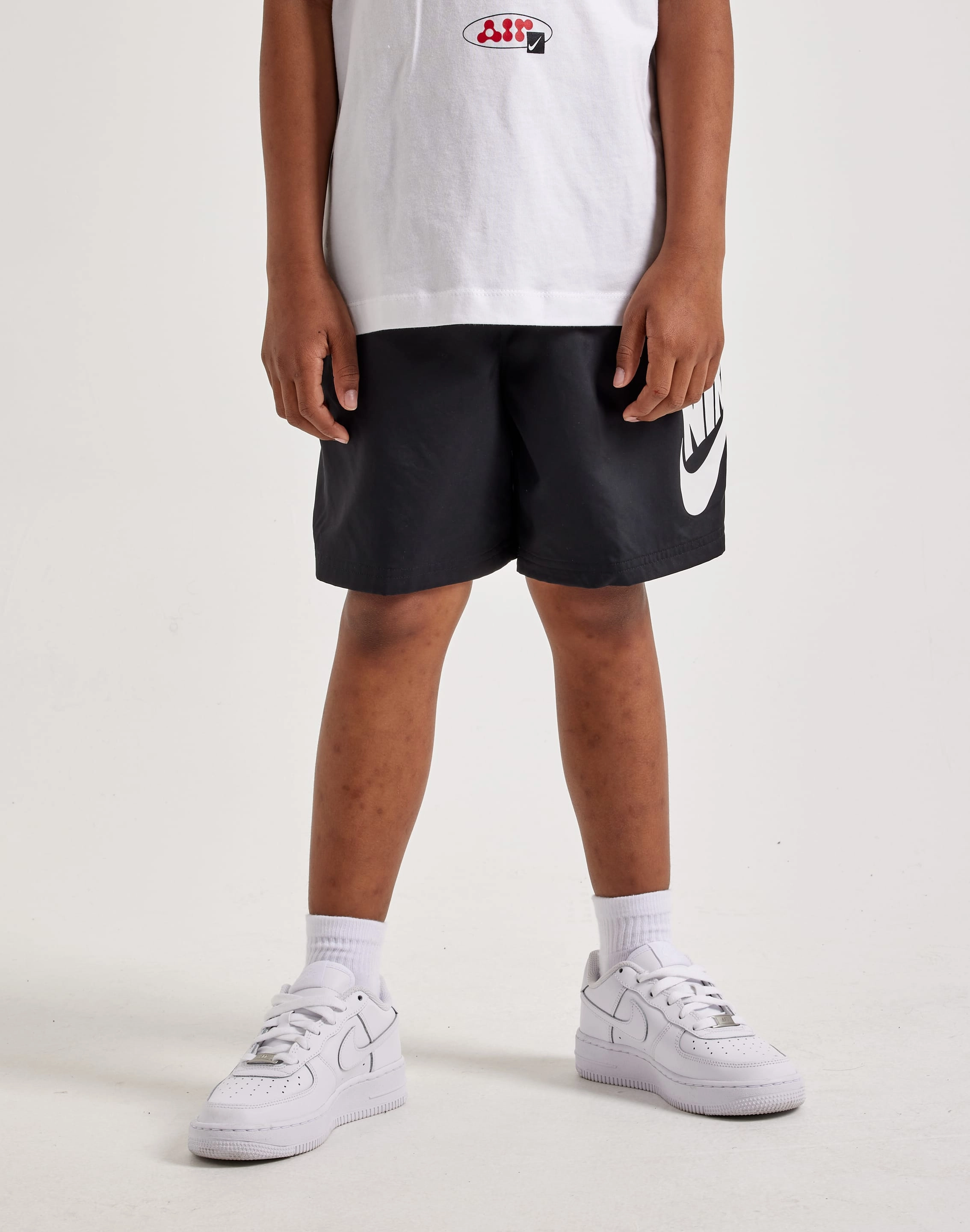Clothing and accessories Nike Club Woven Shorts Grade-School