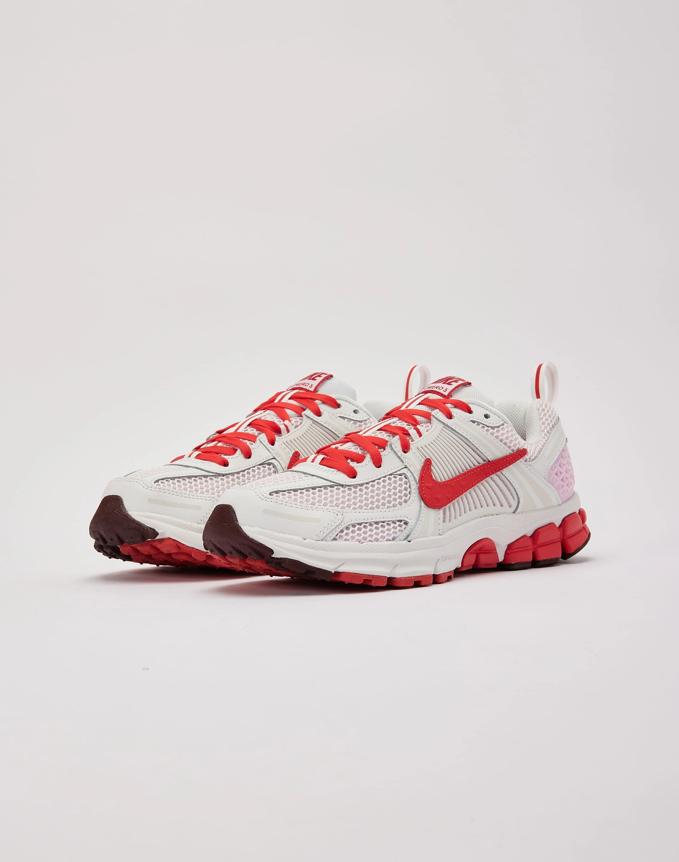 Clothing and accessories Nike Vomero 5 'V-Day' Grade-School