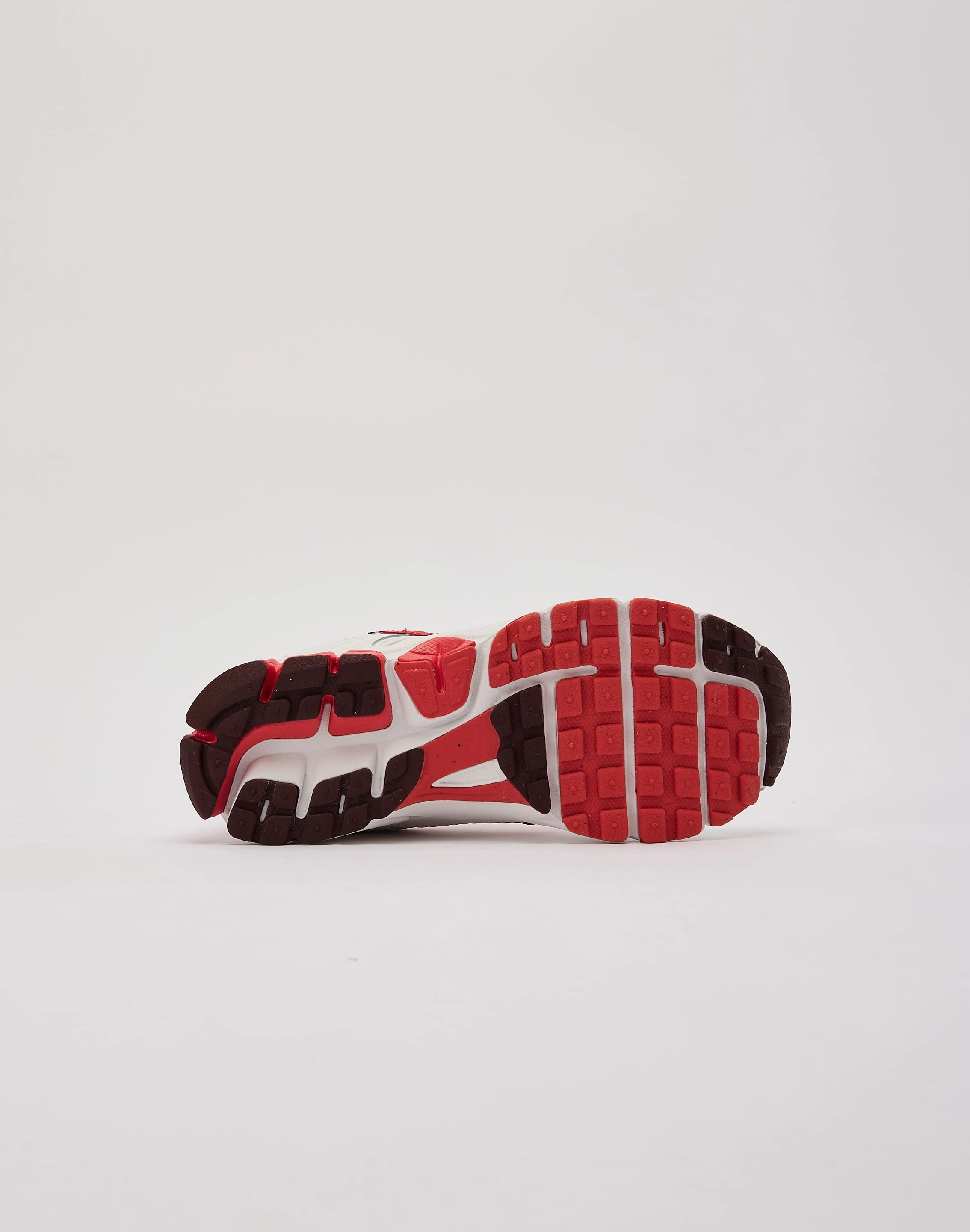 Clothing and accessories Nike Vomero 5 'V-Day' Grade-School