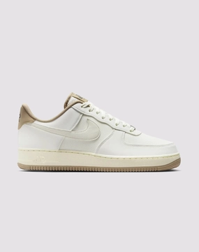 Clothing assortments Nike Air Force 1 Low LV8 Fashion brands