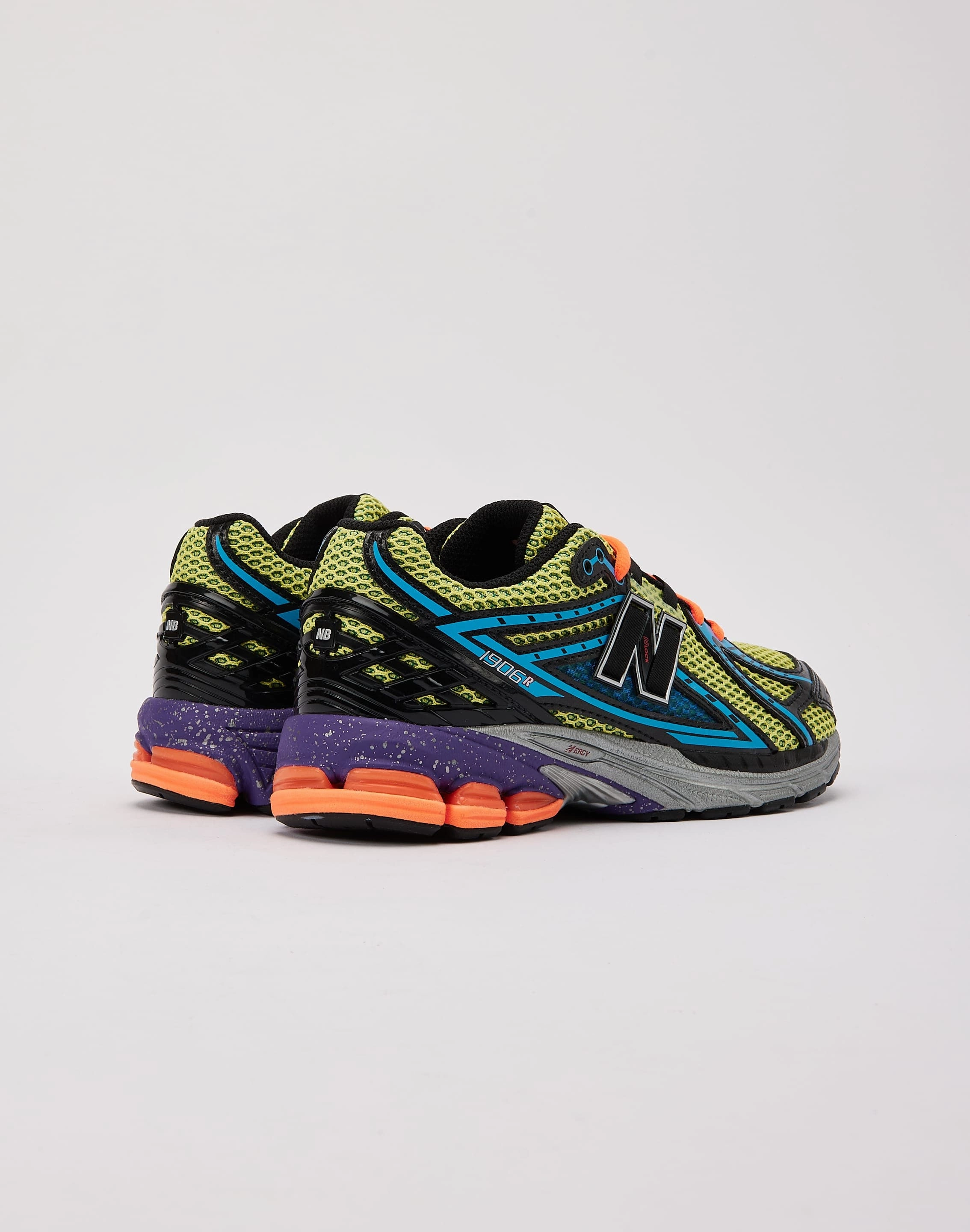 Clothing prices New Balance 1906R 'Starry Nights' Grade-School
