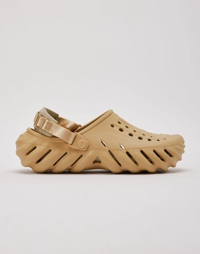 Comfortable apparel Crocs Echo Clog Seasonal wear