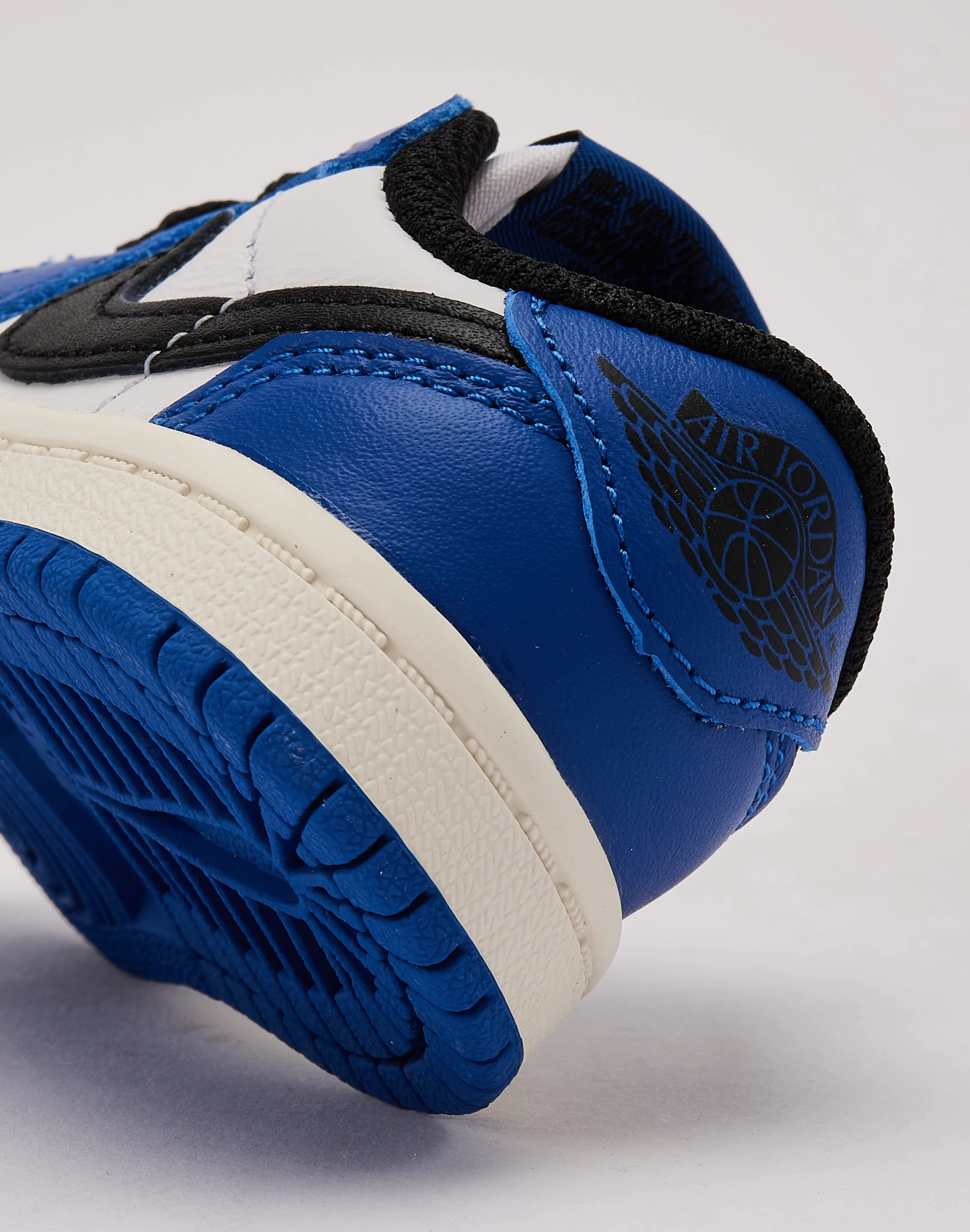 Comfortable apparel Jordan Air Jordan 1 Retro Low OG 'Game Royal' Toddler