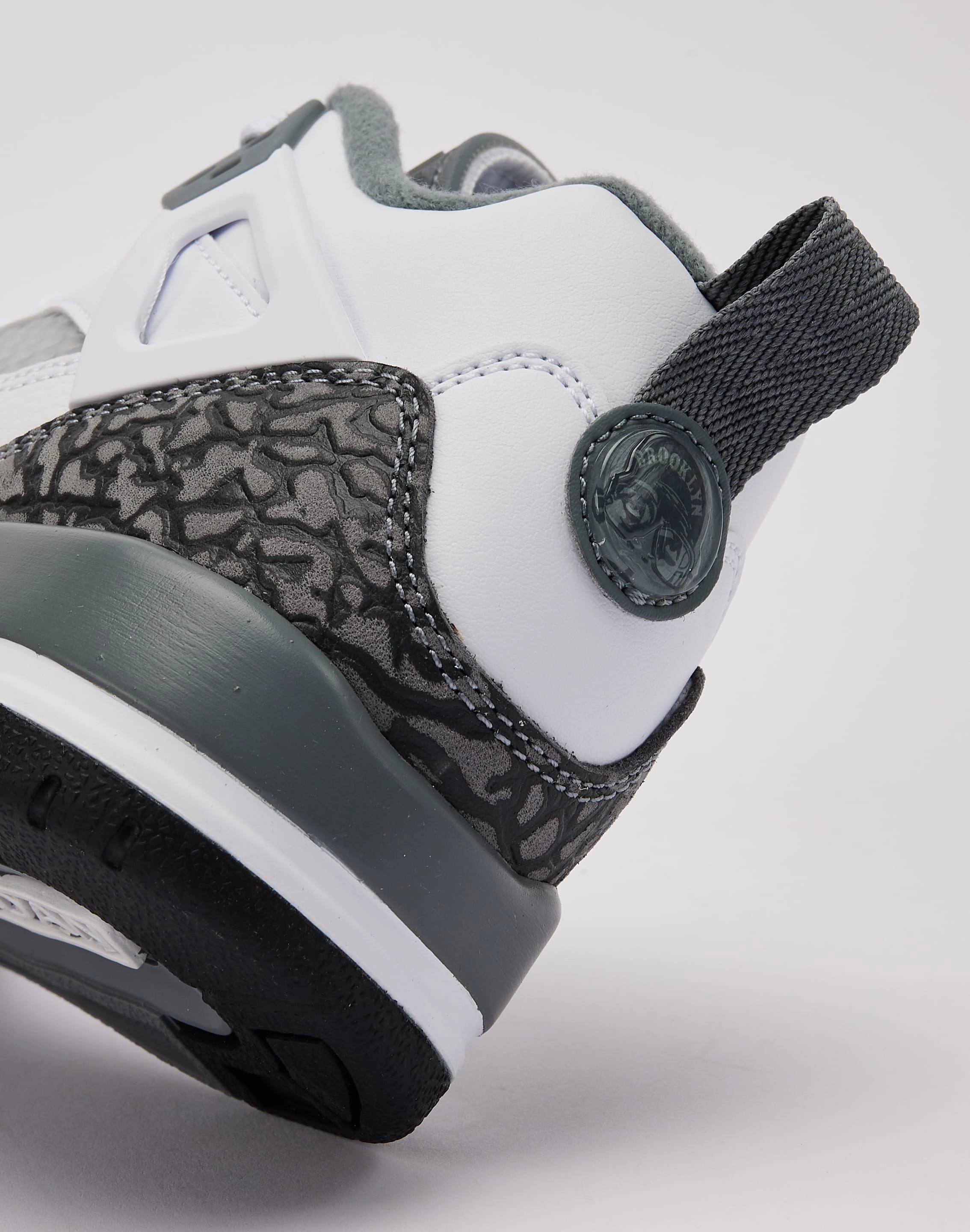Comfortable apparel Jordan Spizike Low Grade-School