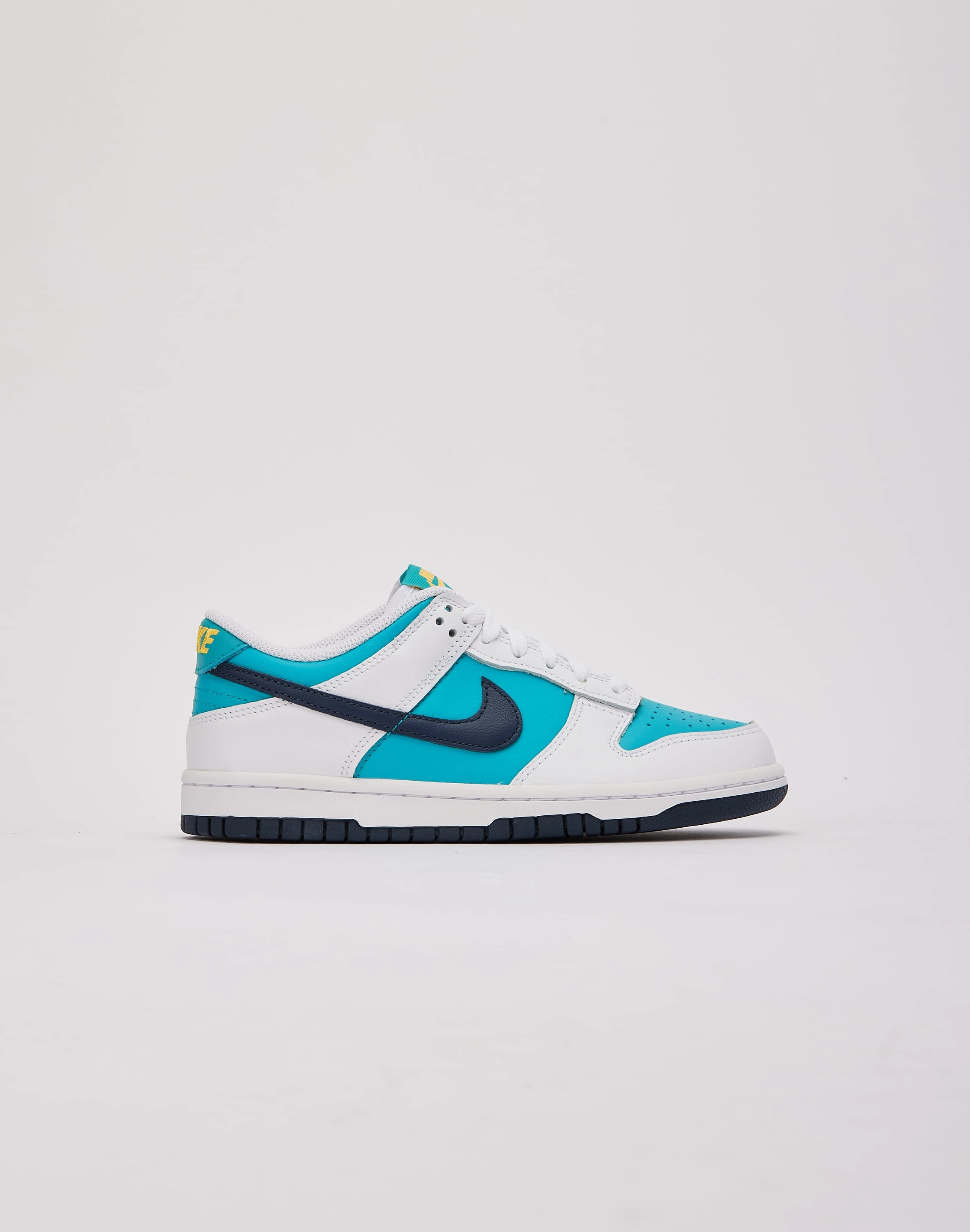 Nike Dunk Low Grade-School Linen - crafted fashion Fashion for all body types