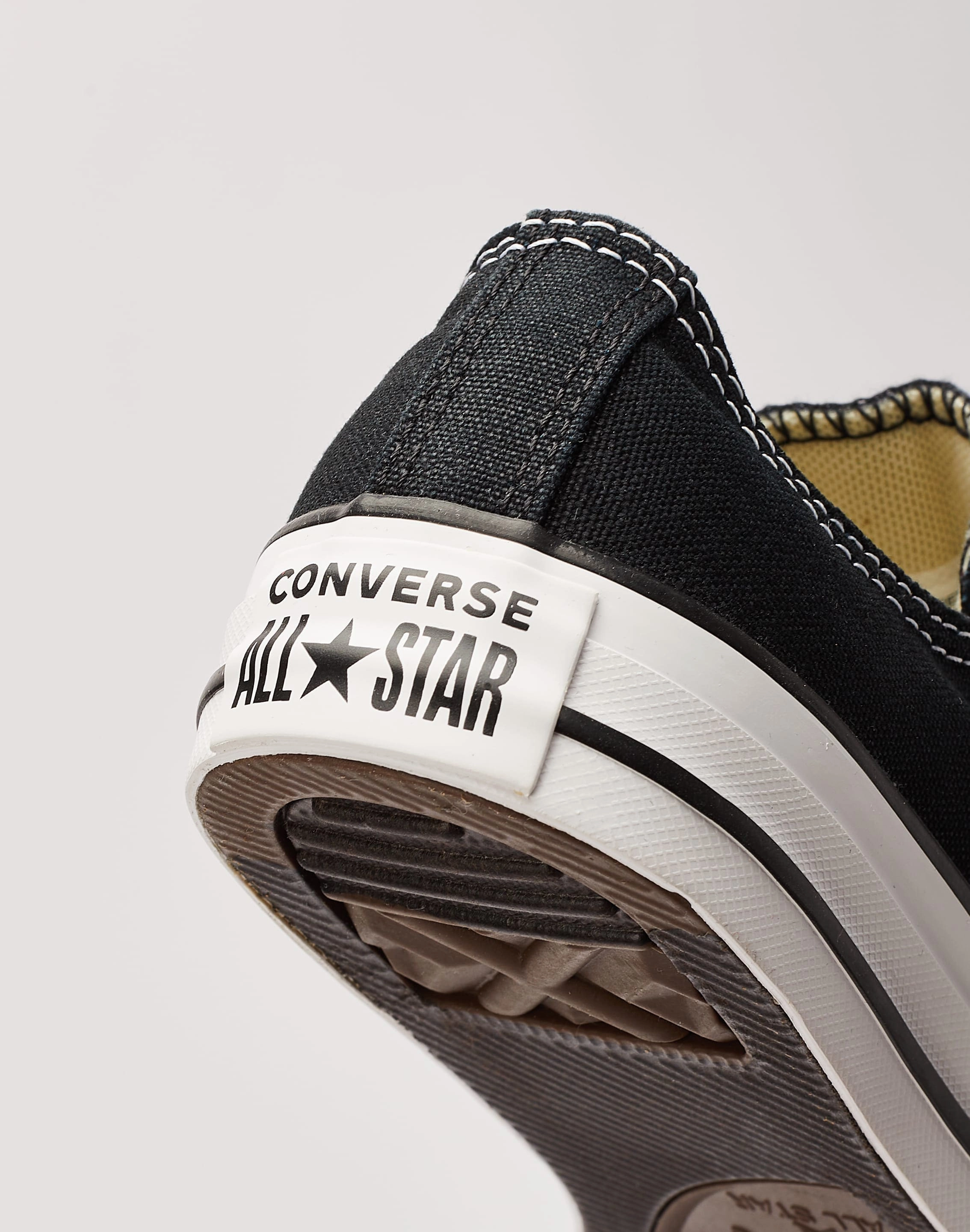 Converse Chuck Taylor All-Star Low Grade-School Modern fashion