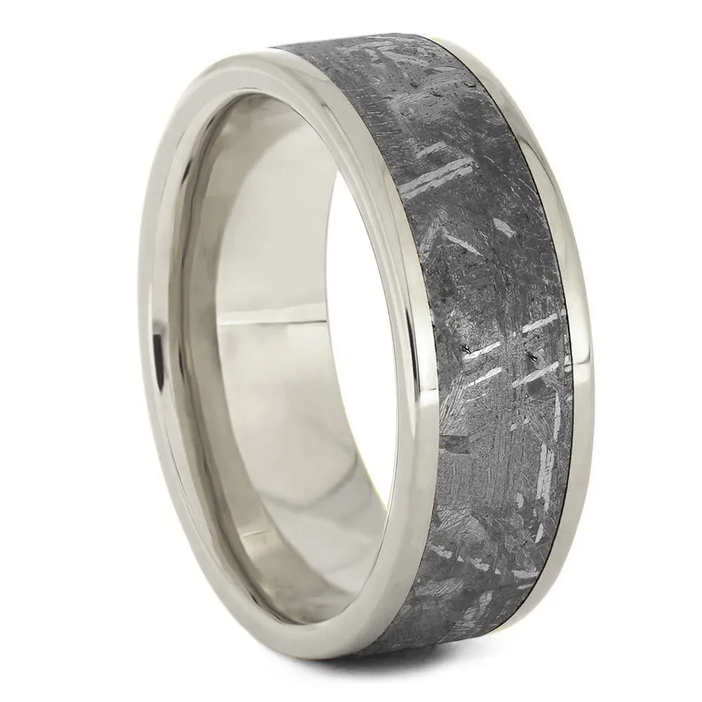 Coordinating Meteorite Rings with Triangle Meteorite Stone