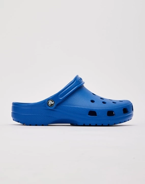 Crocs Classic Clog Fashion trends Fashion advice