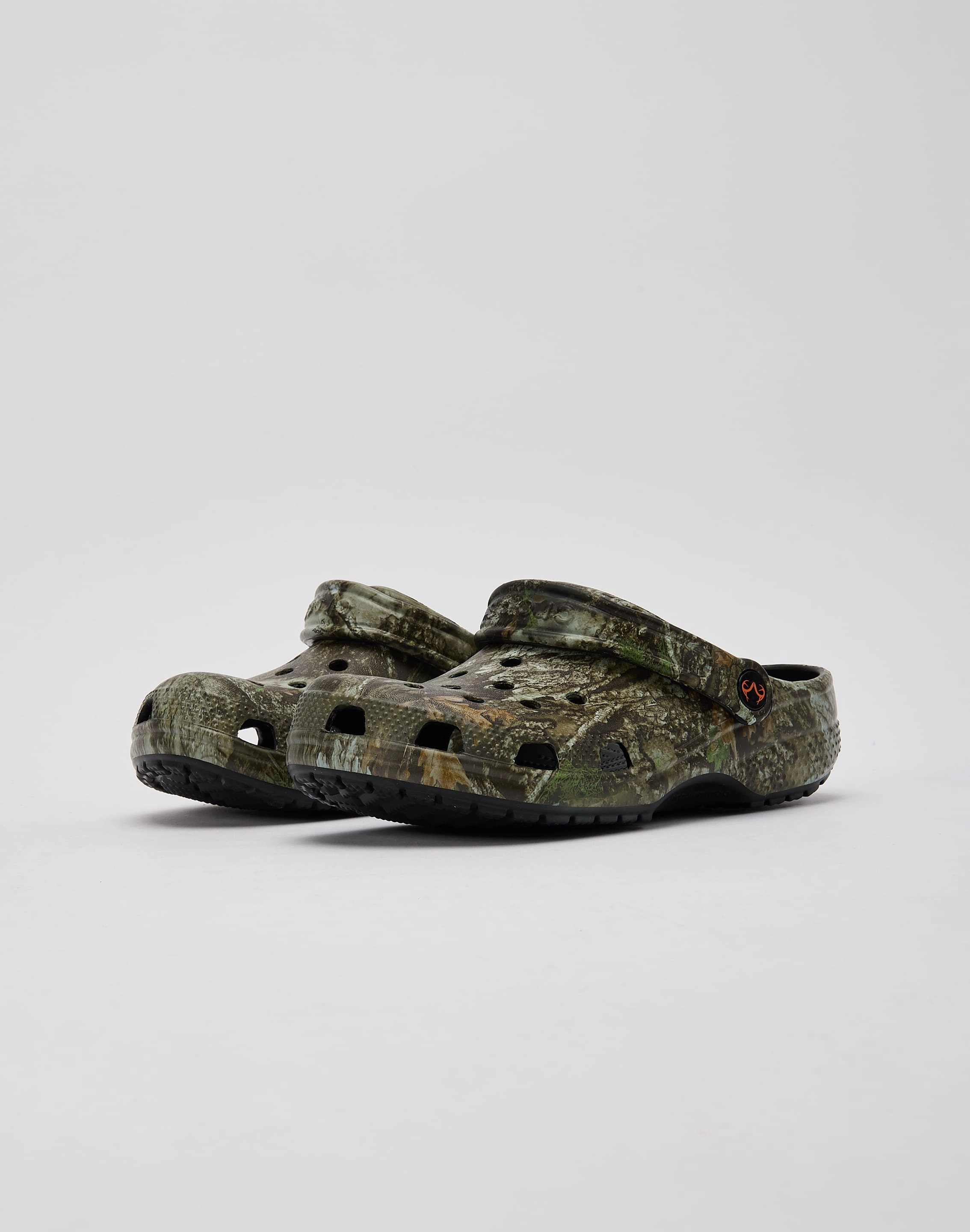 Crocs Classic Clog Grade-School Designer fashion items