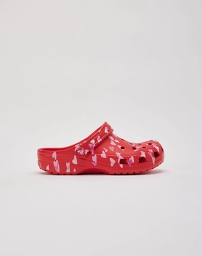 Crocs Classic V-Day Clog Grade-School Online fashion shopping Modern fashion