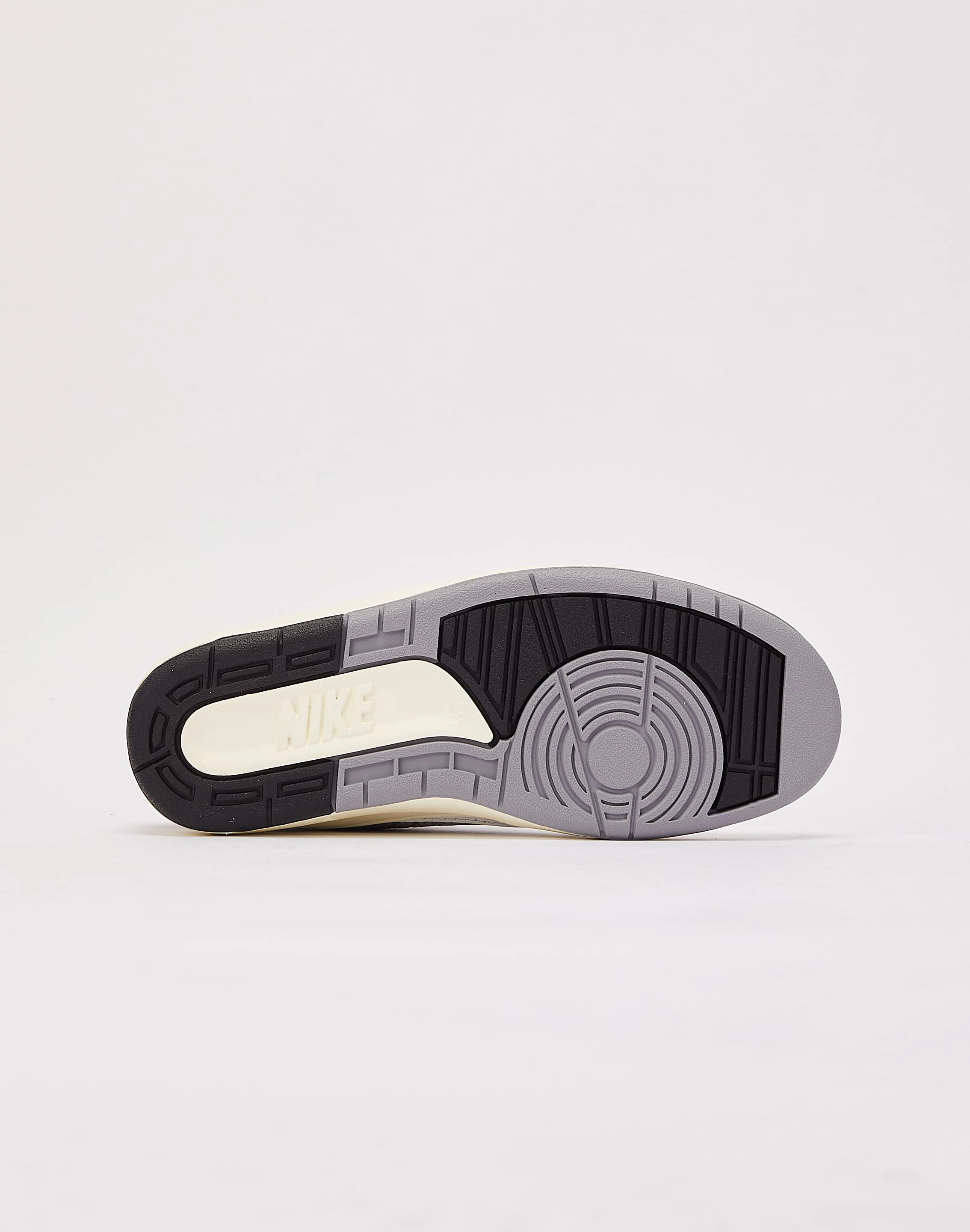 Denim - based fashion Jordan Air Jordan 2 Retro 'Python' Grade-School