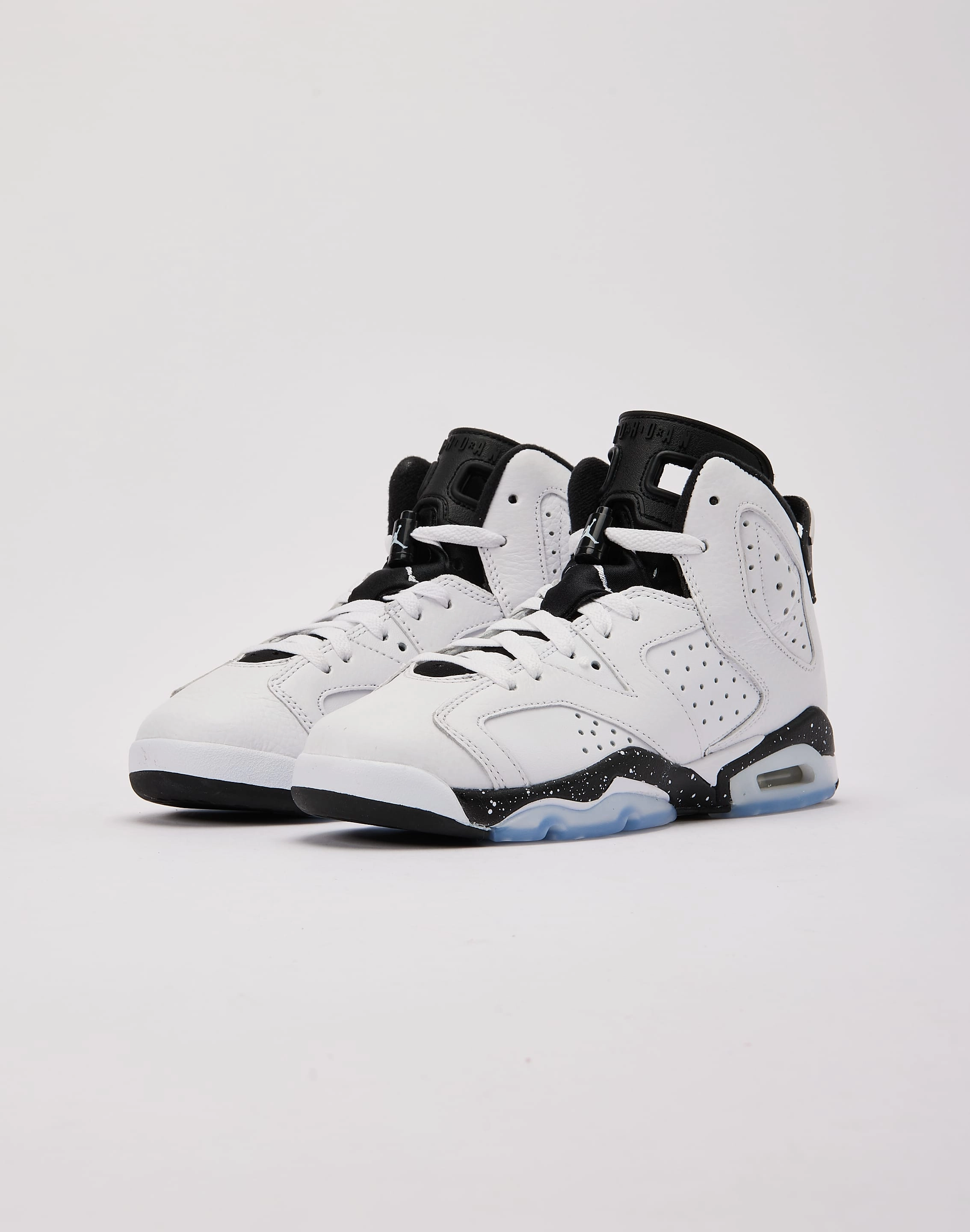 Designer fashion items Jordan Air Jordan 6 Retro 'Reverse Oreo' Grade-School