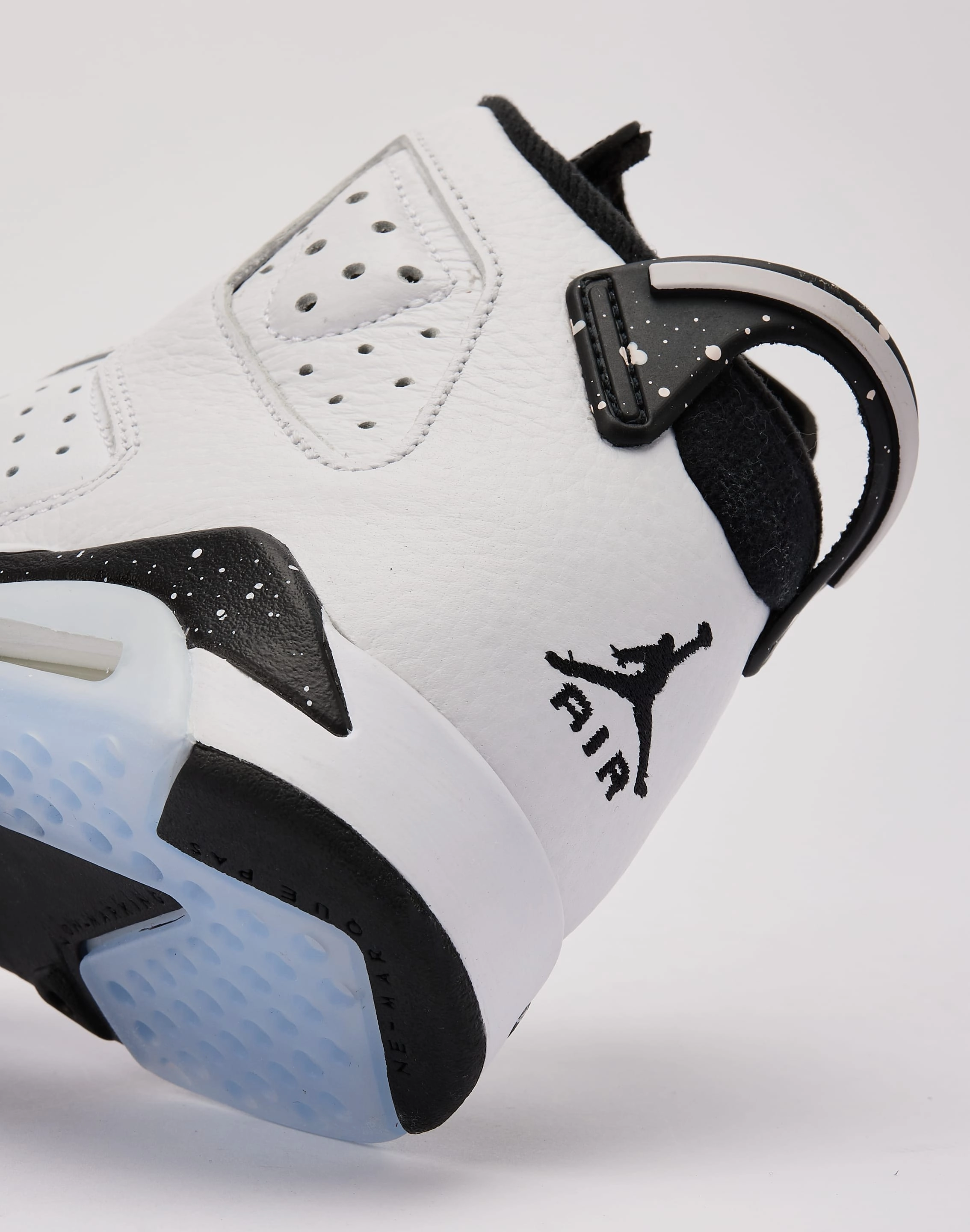 Designer fashion items Jordan Air Jordan 6 Retro 'Reverse Oreo' Grade-School
