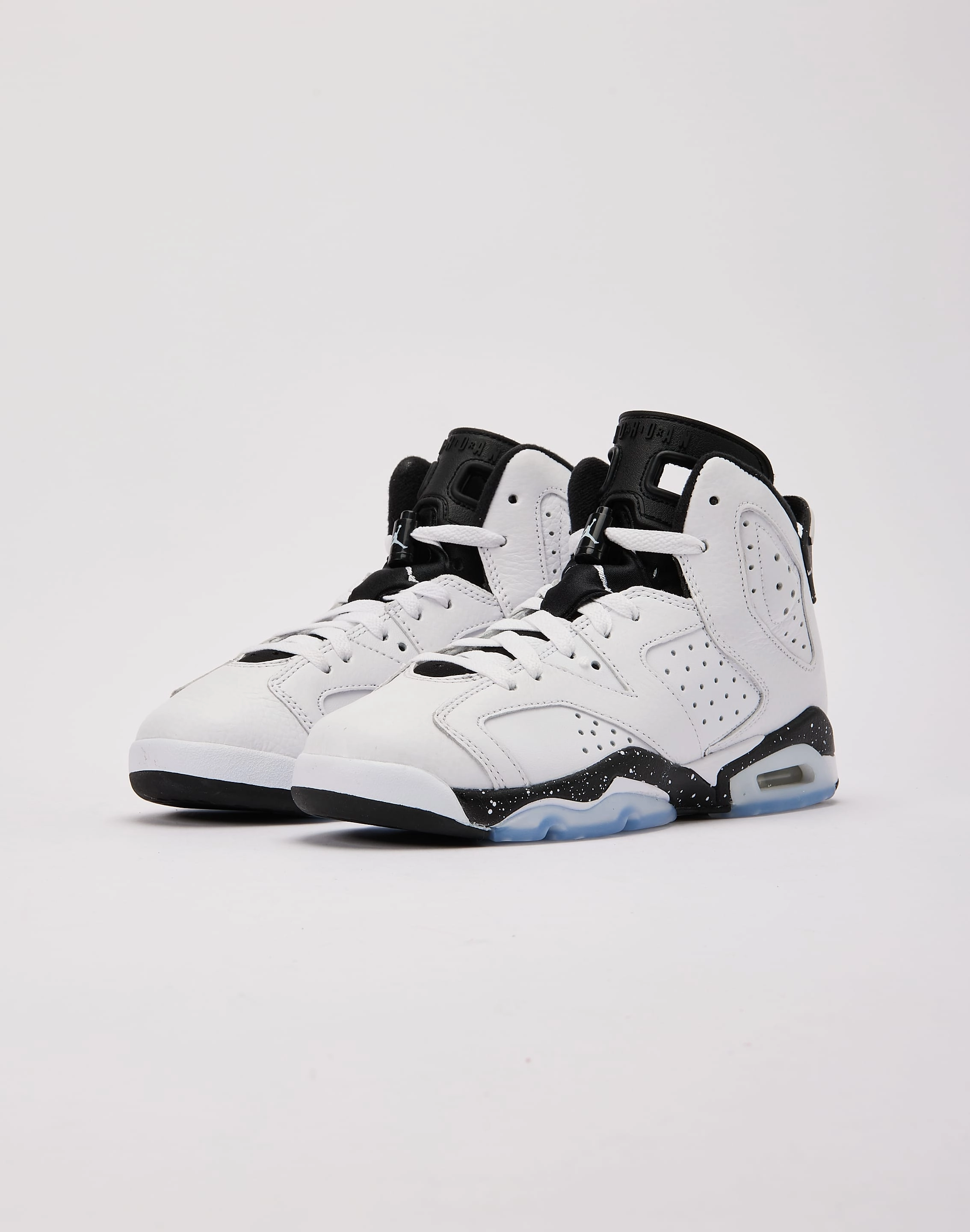 Designer fashion items Jordan Air Jordan 6 Retro 'Reverse Oreo' Grade-School