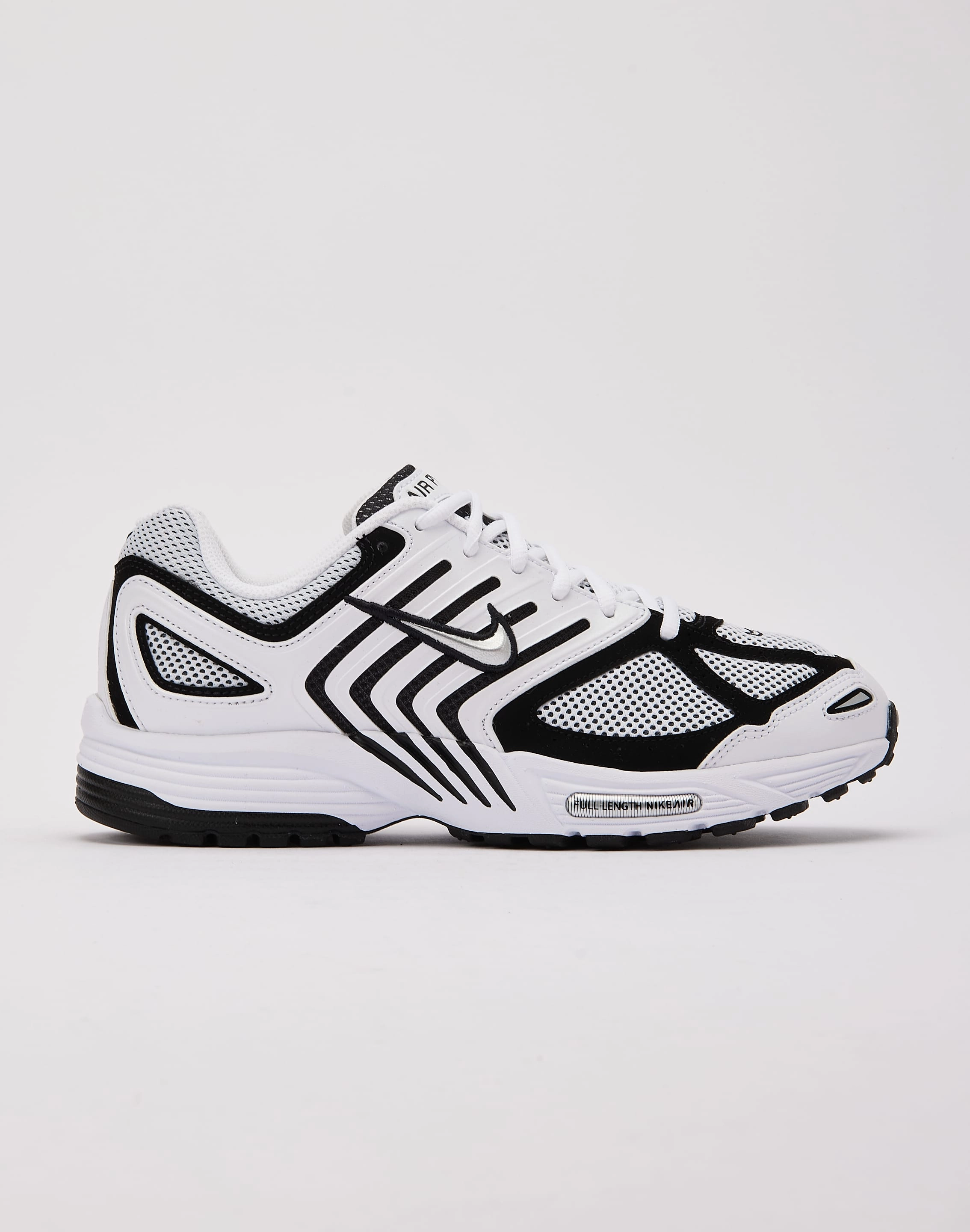 Designer fashion items Nike Air Pegasus 2005 Sustainable fashion
