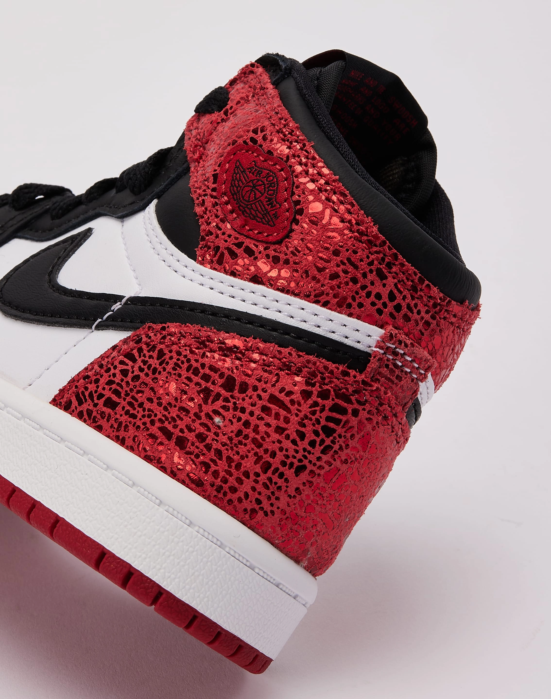 Evening wear Jordan Air Jordan 1 Retro High OG 'Ruby' Pre-School