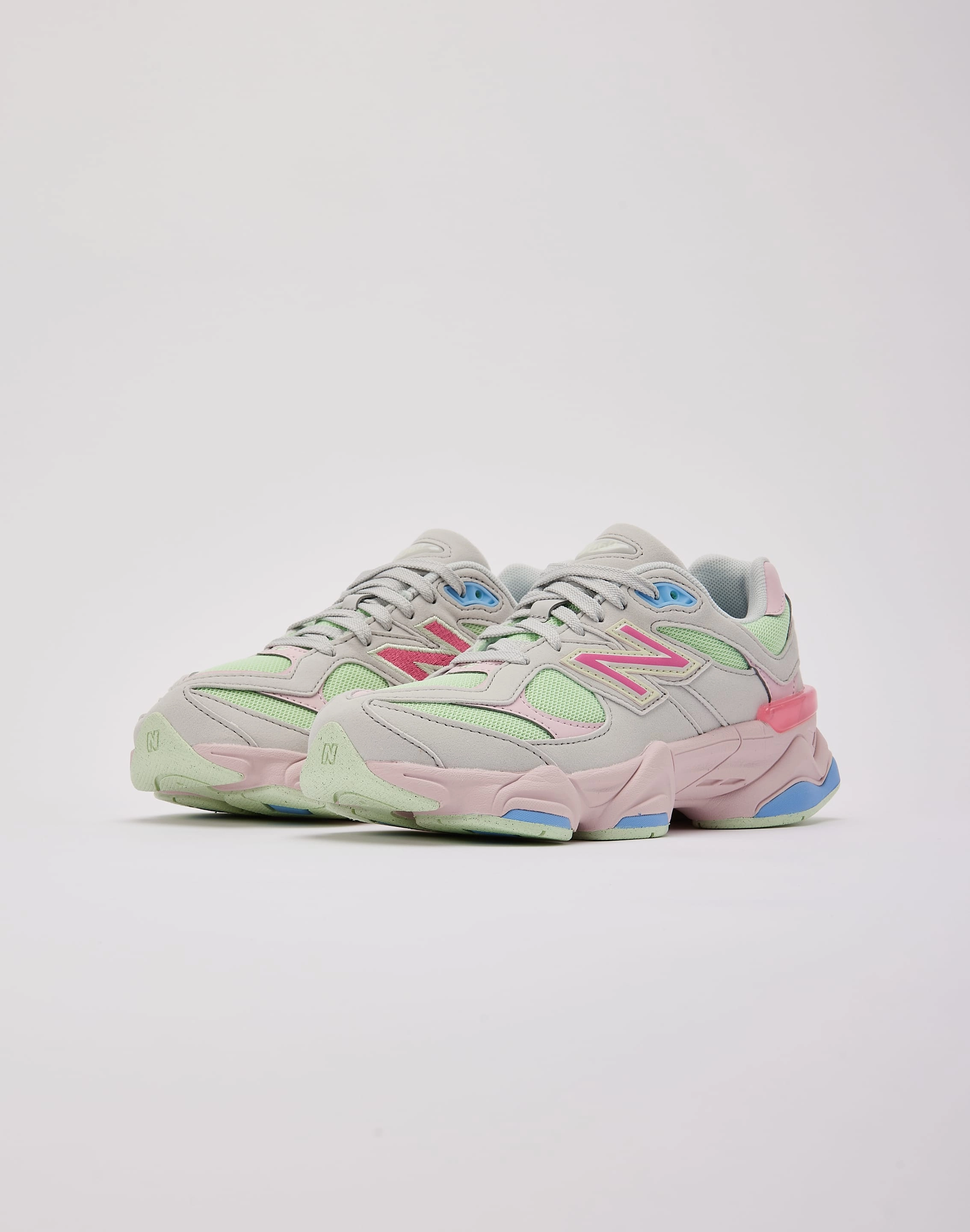 Evening wear New Balance 9060 Grade-School