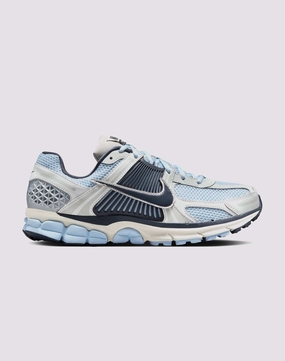 Everyday wear Nike Zoom Vomero 5 &nbsp;"Psychic Blue/Thunder Blue/Photon Dust" Business casual wear