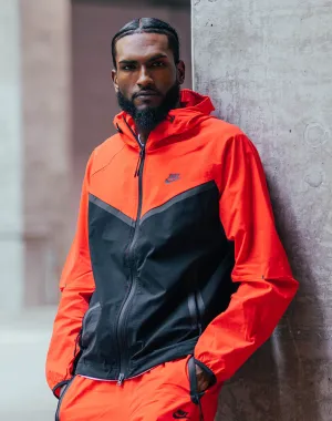 Fashion advice Nike Tech Woven Jacket Street fashion