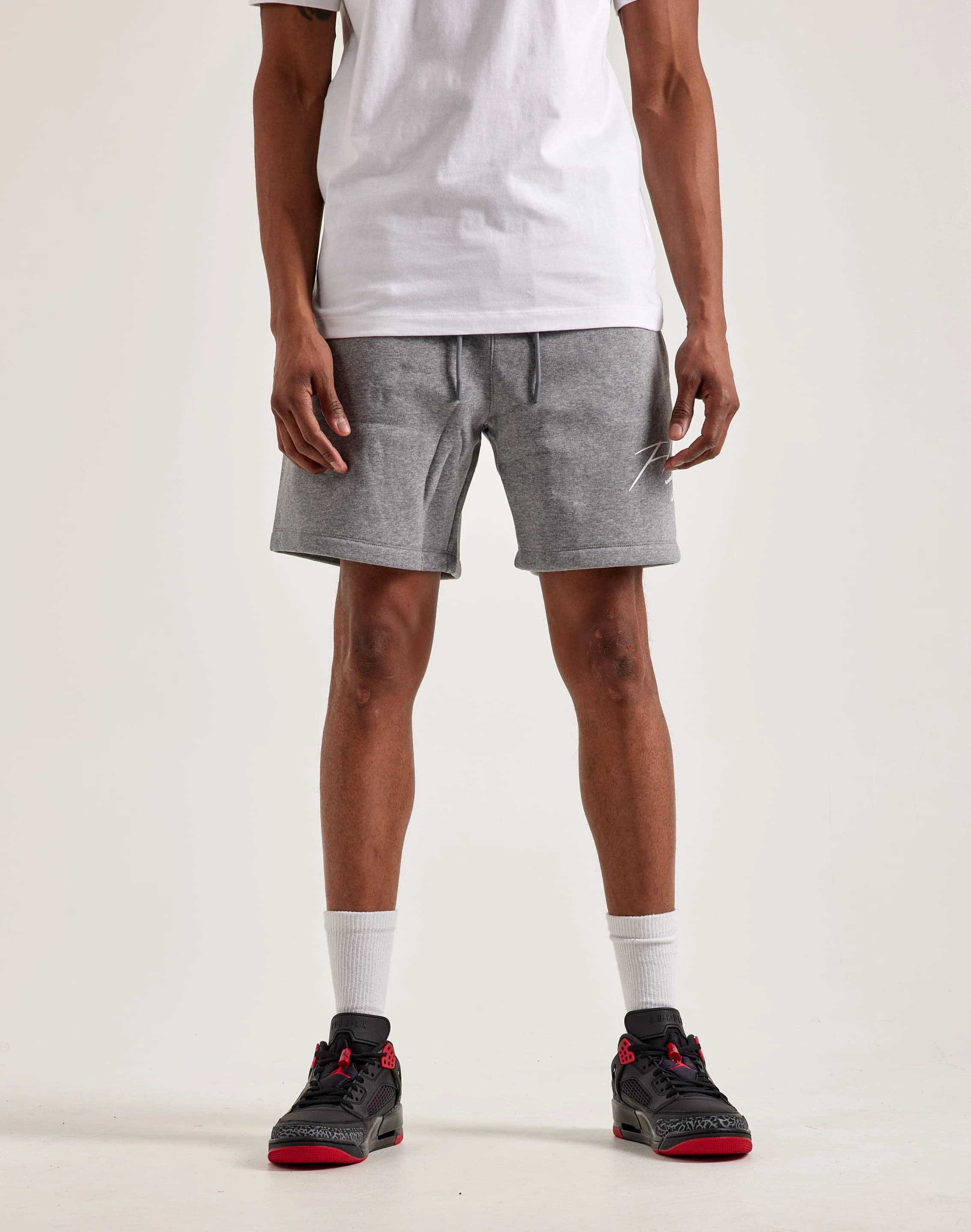 Fashion advice Jordan Brooklyn Fleece Shorts Minimalist fashion