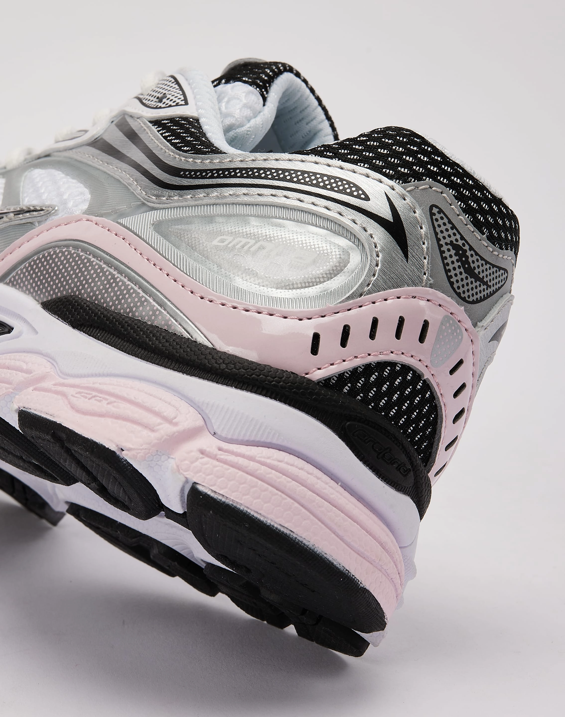Fashion advice Saucony Omni 9 Grade-School