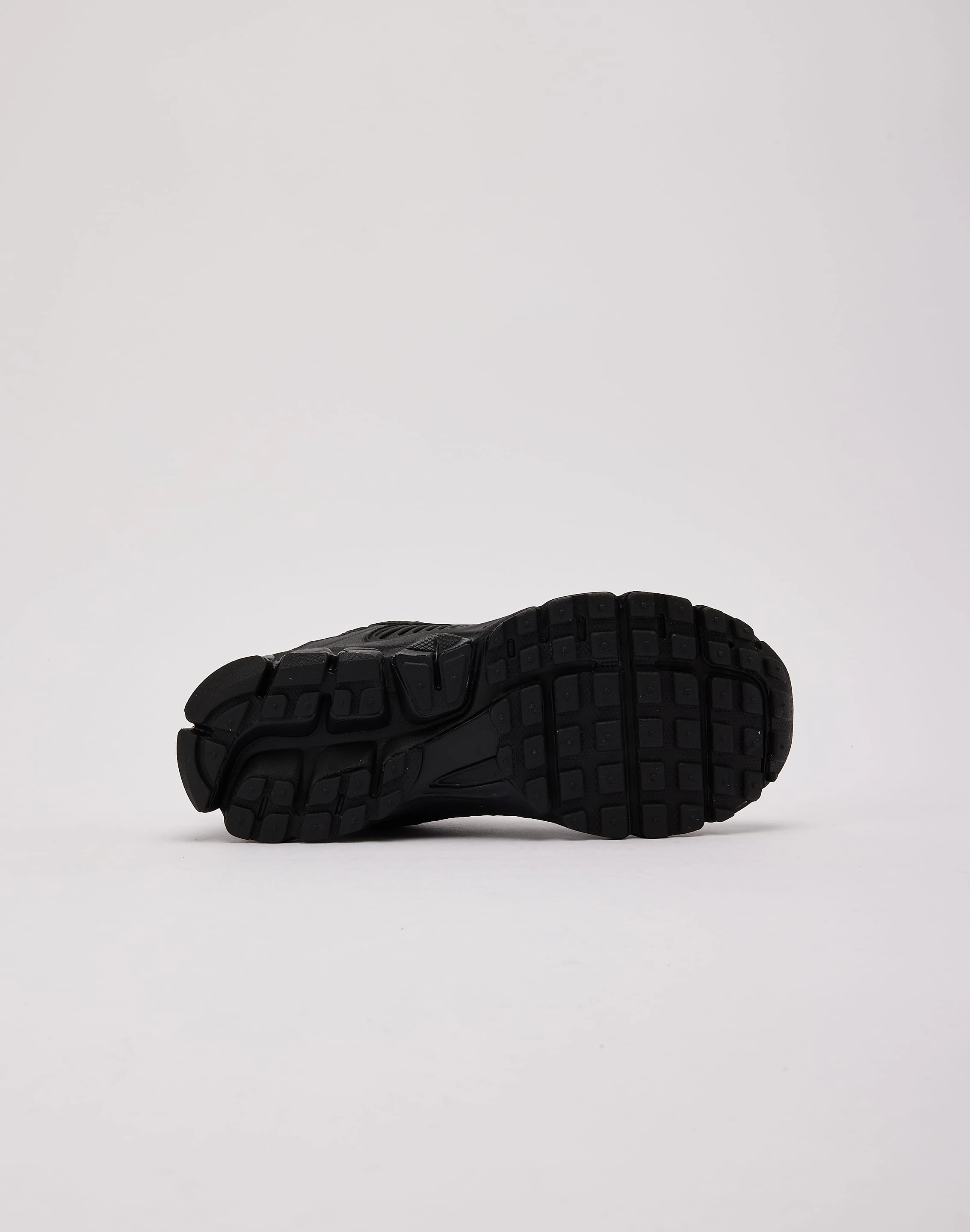 Fashion bloggers' picks Nike Zoom Vomero 5 Grade-School