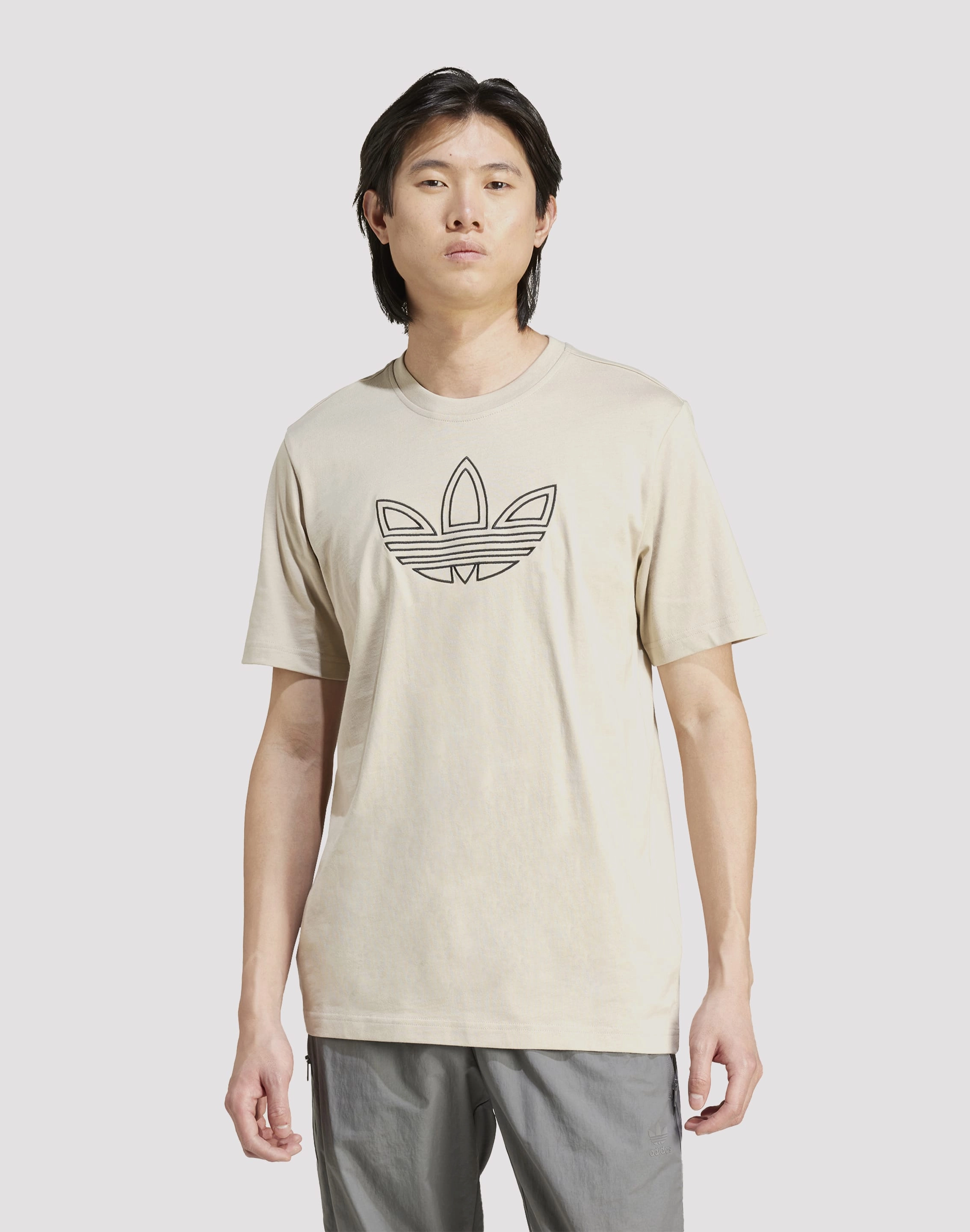 Fashion boutiques Adidas Outlined Trefoil Tee Smart casual wear